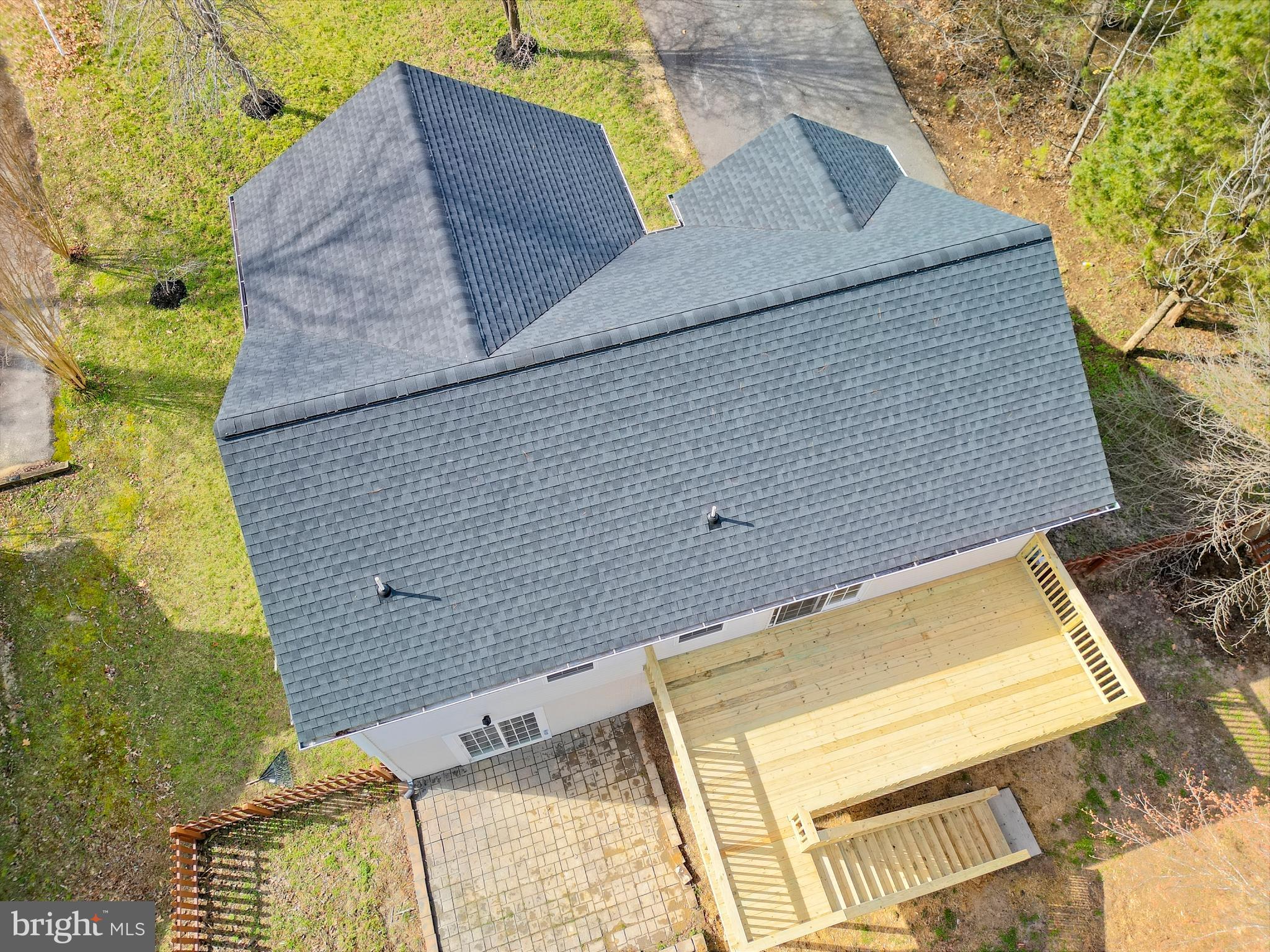 LAKE LAND OR - Residential