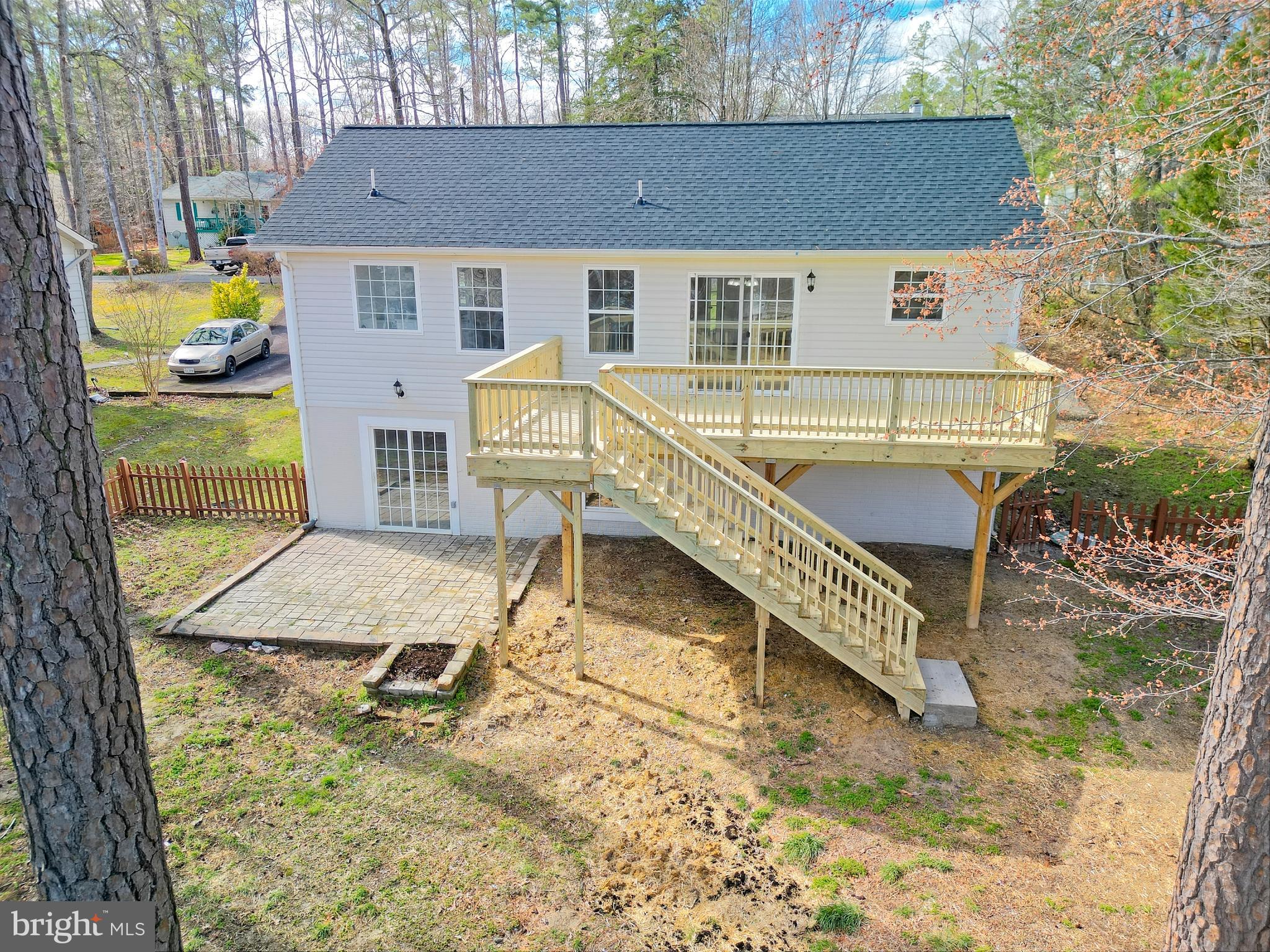 LAKE LAND OR - Residential