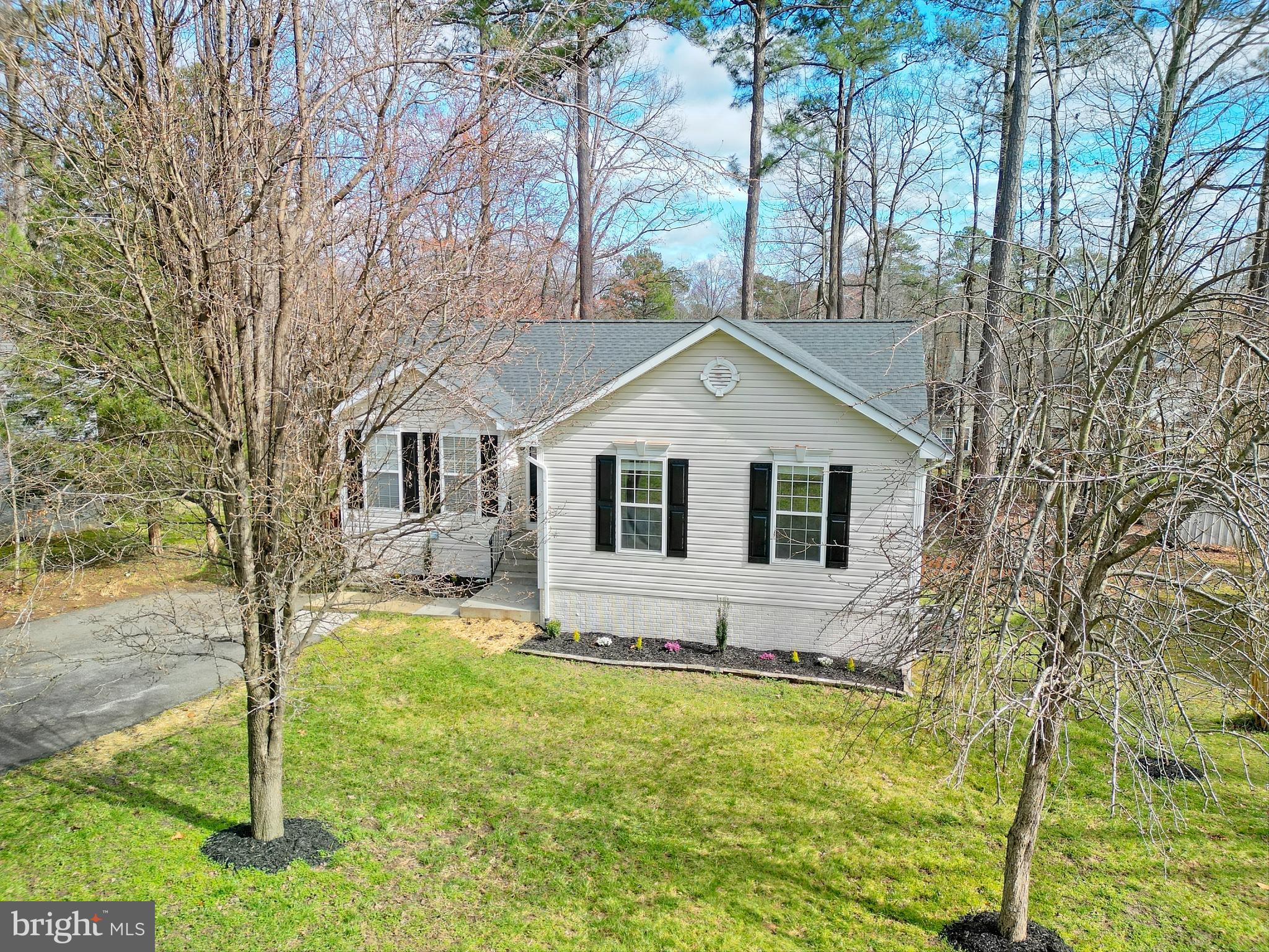 LAKE LAND OR - Residential