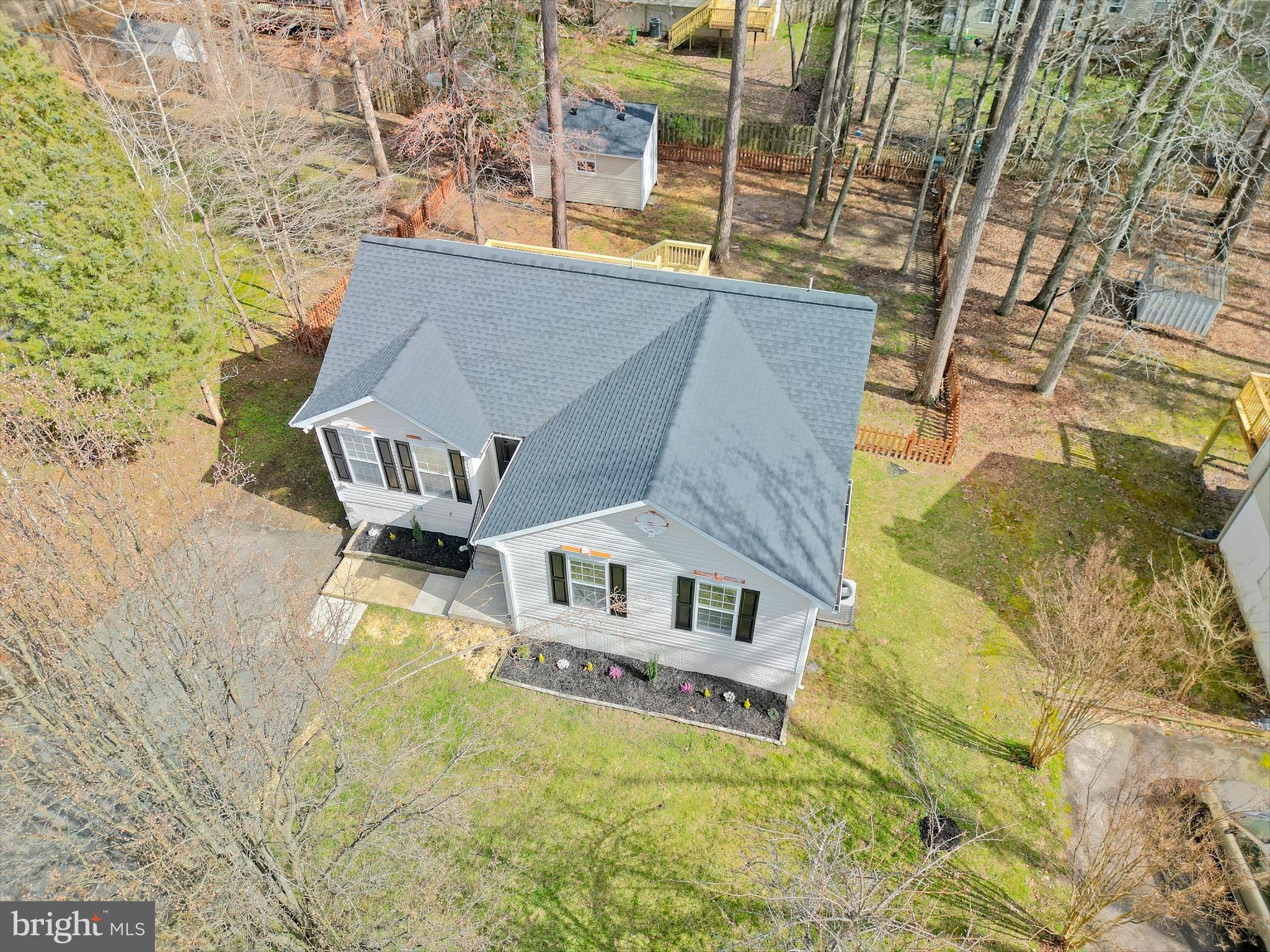 LAKE LAND OR - Residential