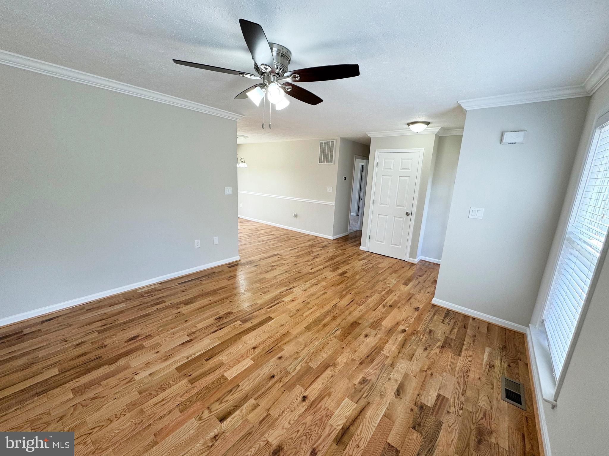 LAKE LAND OR - Residential