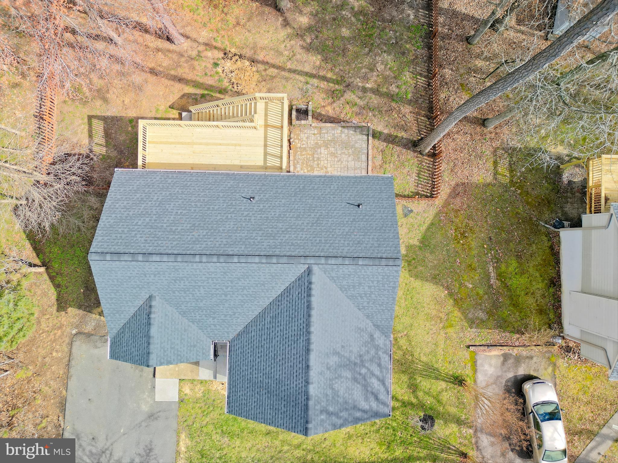 LAKE LAND OR - Residential