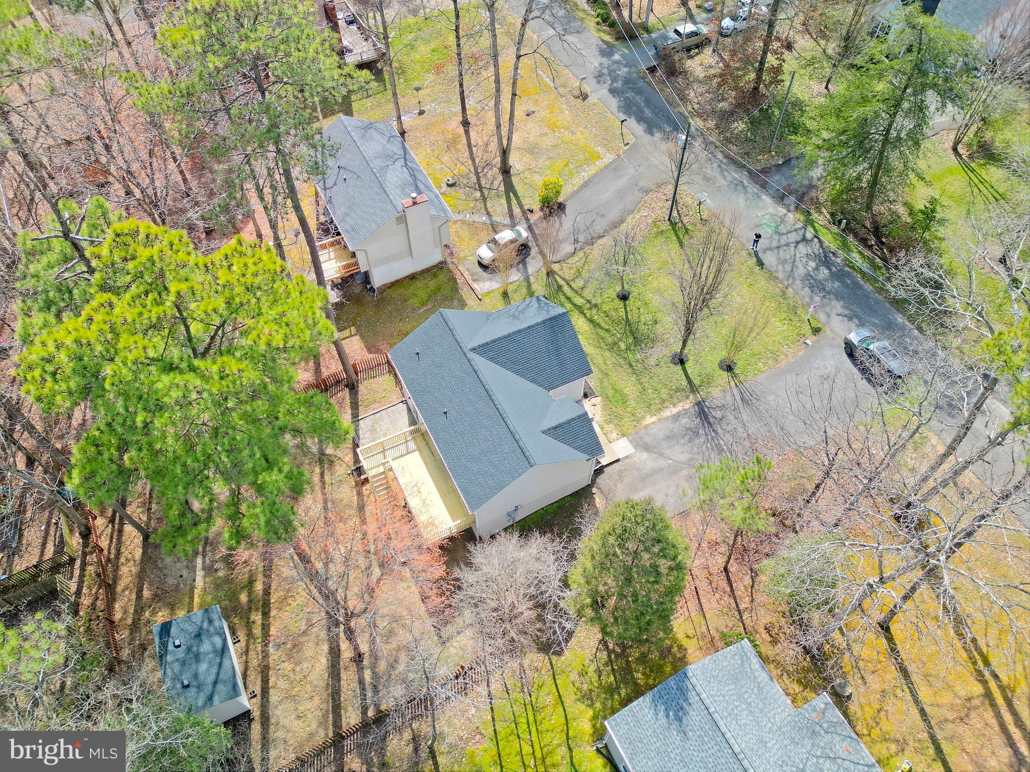 LAKE LAND OR - Residential