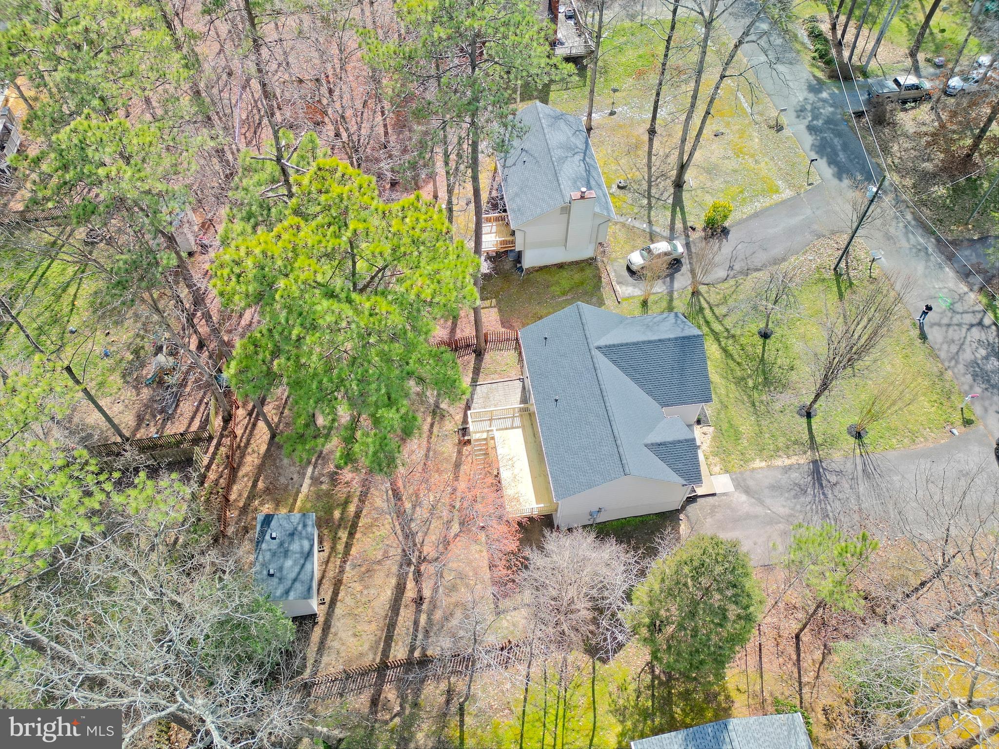 LAKE LAND OR - Residential