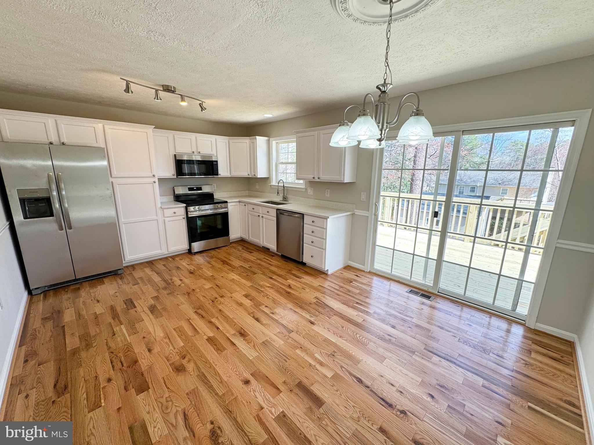 LAKE LAND OR - Residential