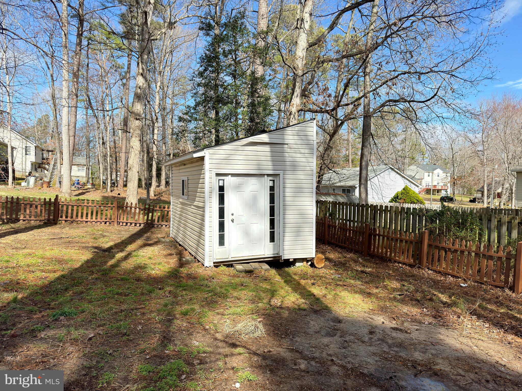 LAKE LAND OR - Residential