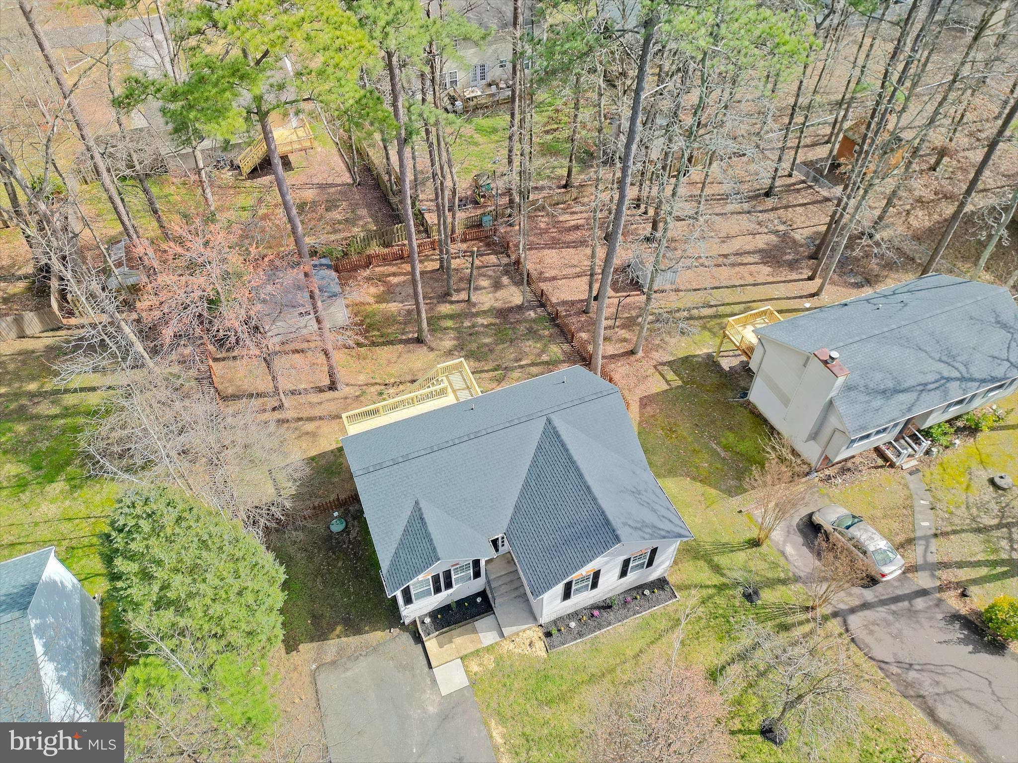 LAKE LAND OR - Residential