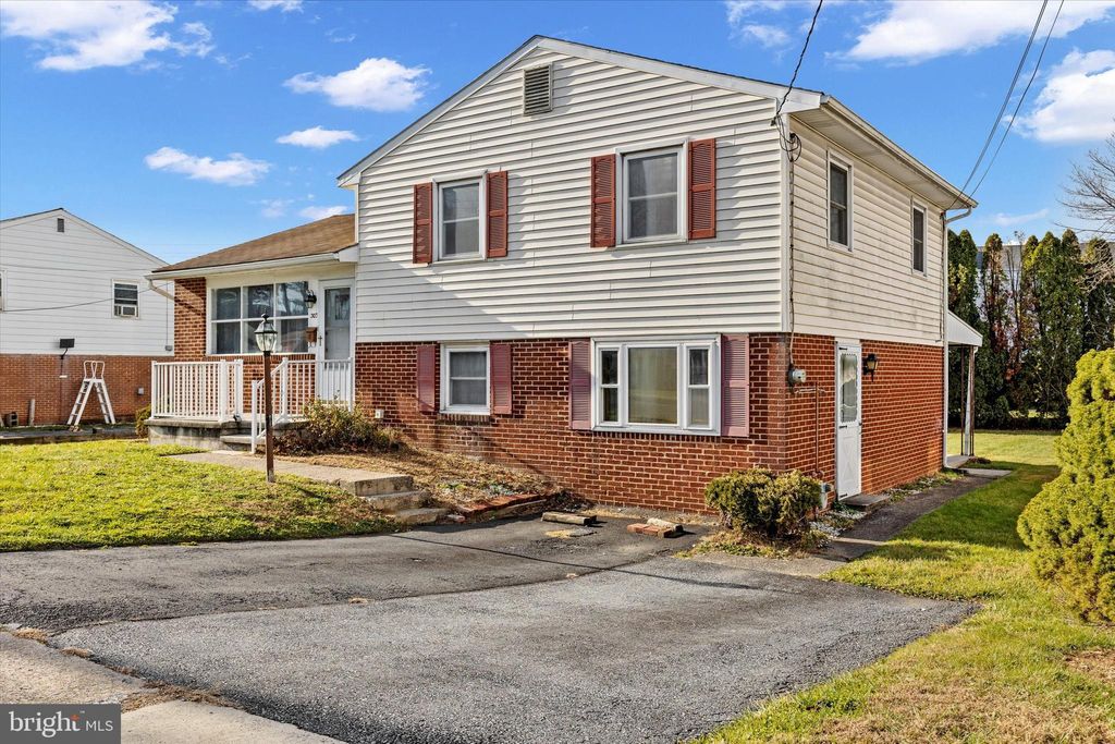 Photo of 303 Brandy Ln, MECHANICSBURG, PA 17055 (MLS # PACB2051310)