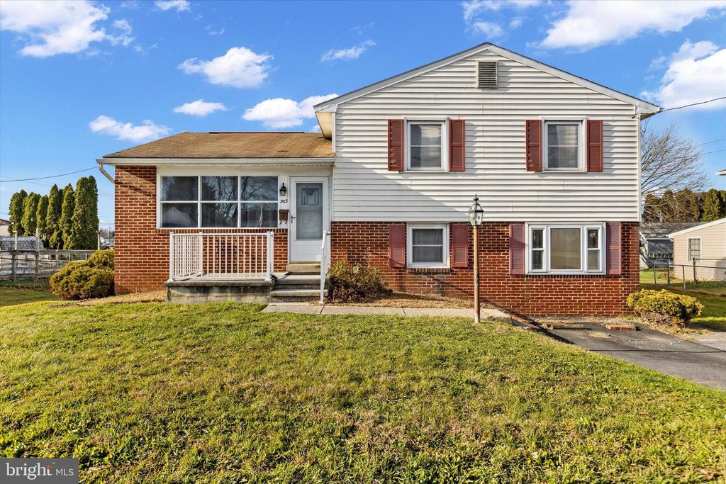 Photo of 303 Brandy Ln, MECHANICSBURG, PA 17055 (MLS # PACB2051310)