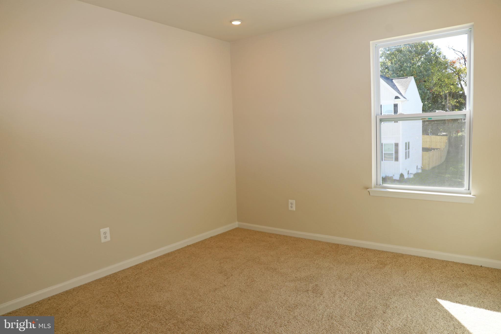 HUNTWELL WEST - Residential