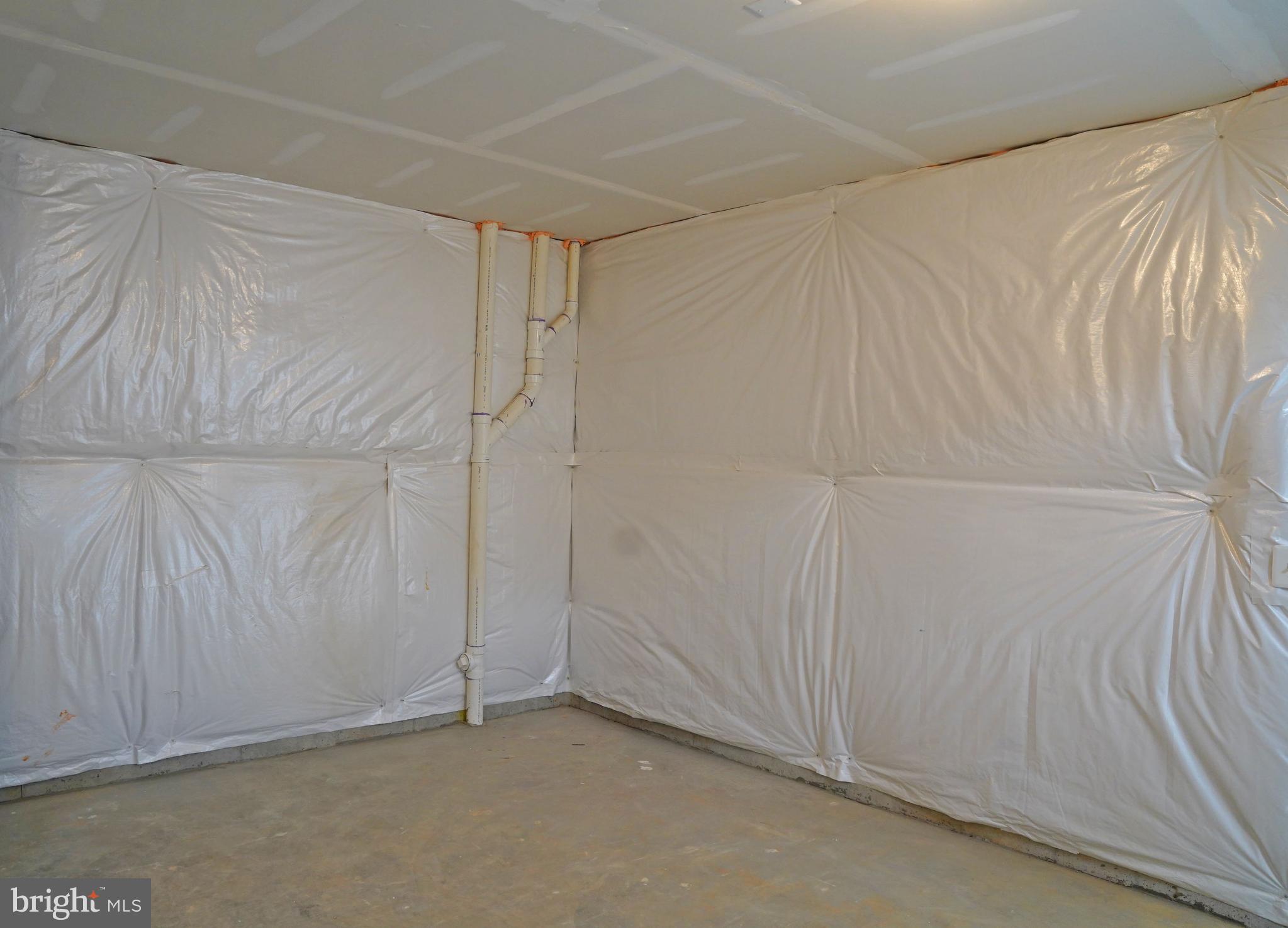 HUNTWELL WEST - Residential