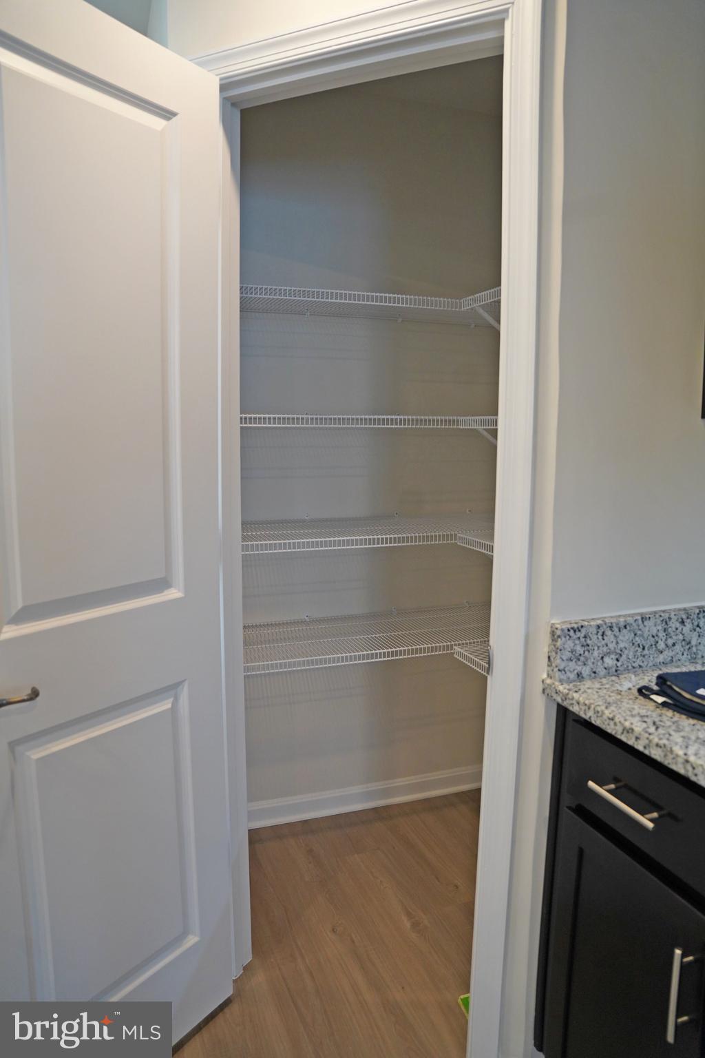 HUNTWELL WEST - Residential