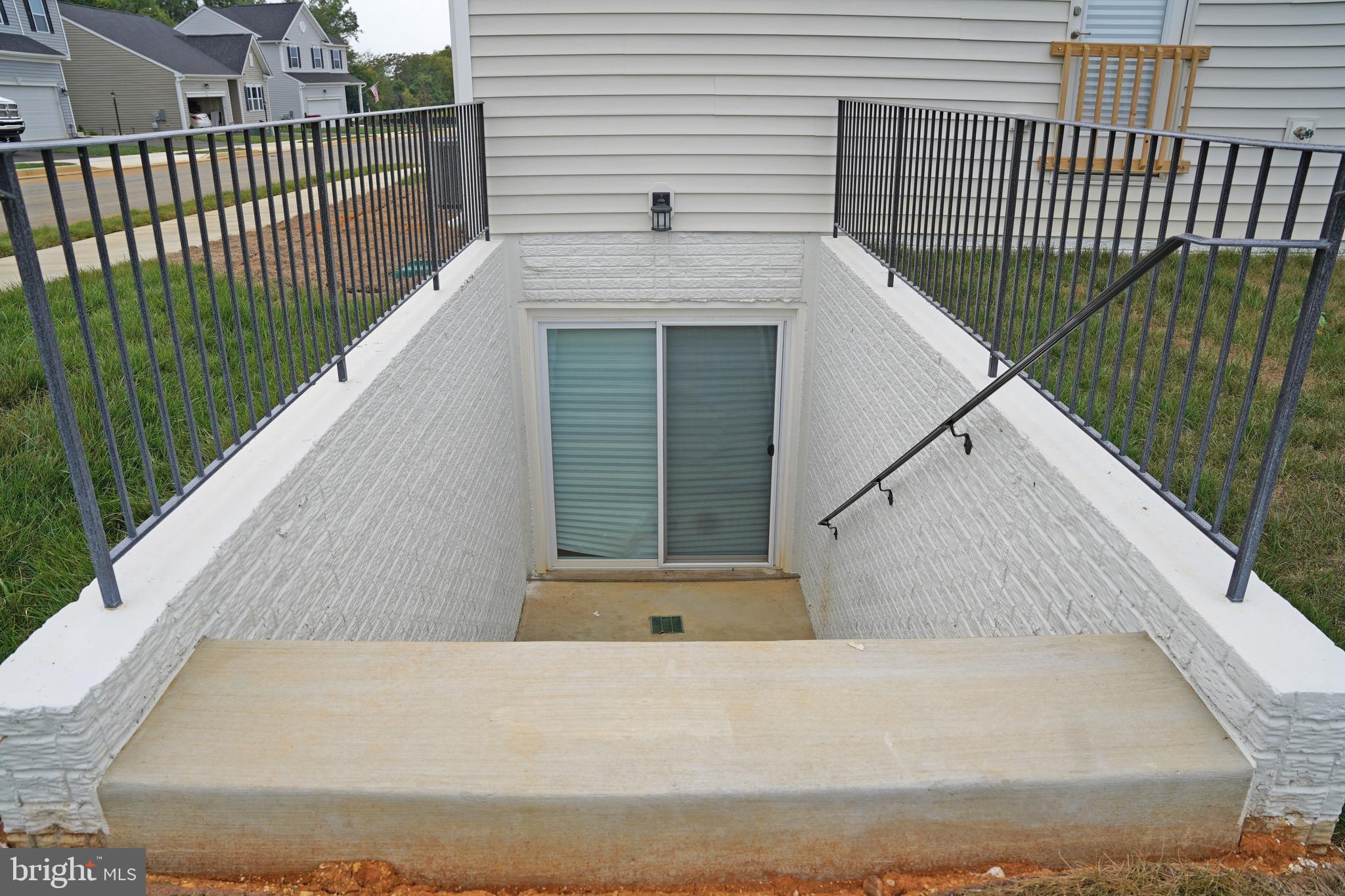 HUNTWELL WEST - Residential