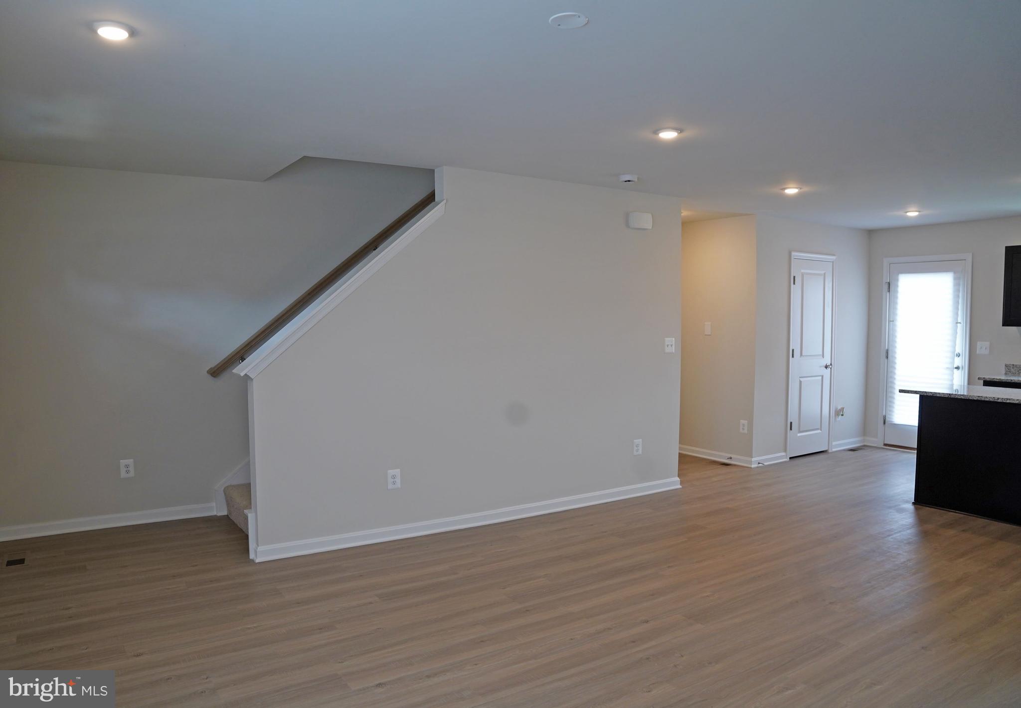 HUNTWELL WEST - Residential