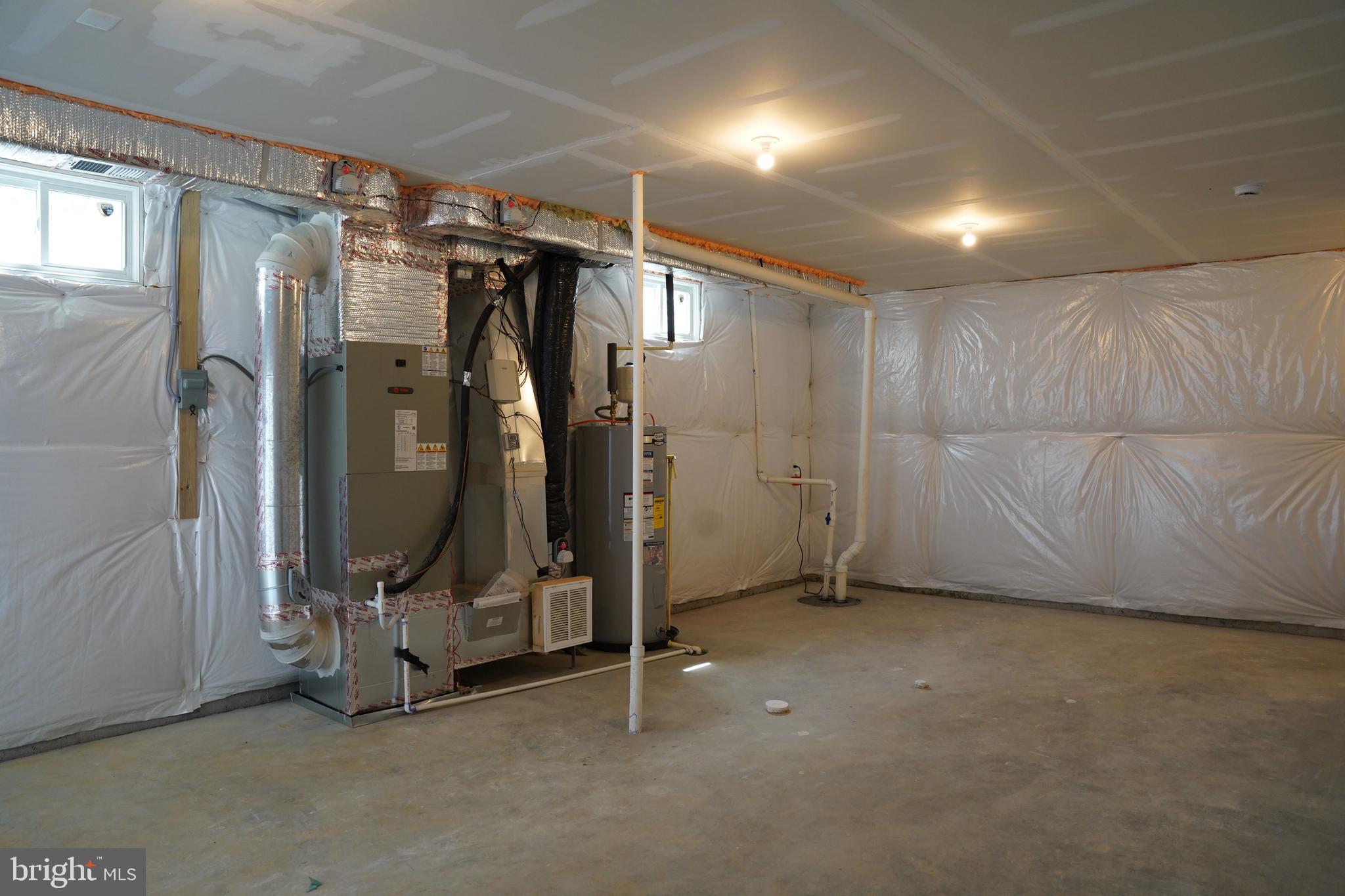 HUNTWELL WEST - Residential