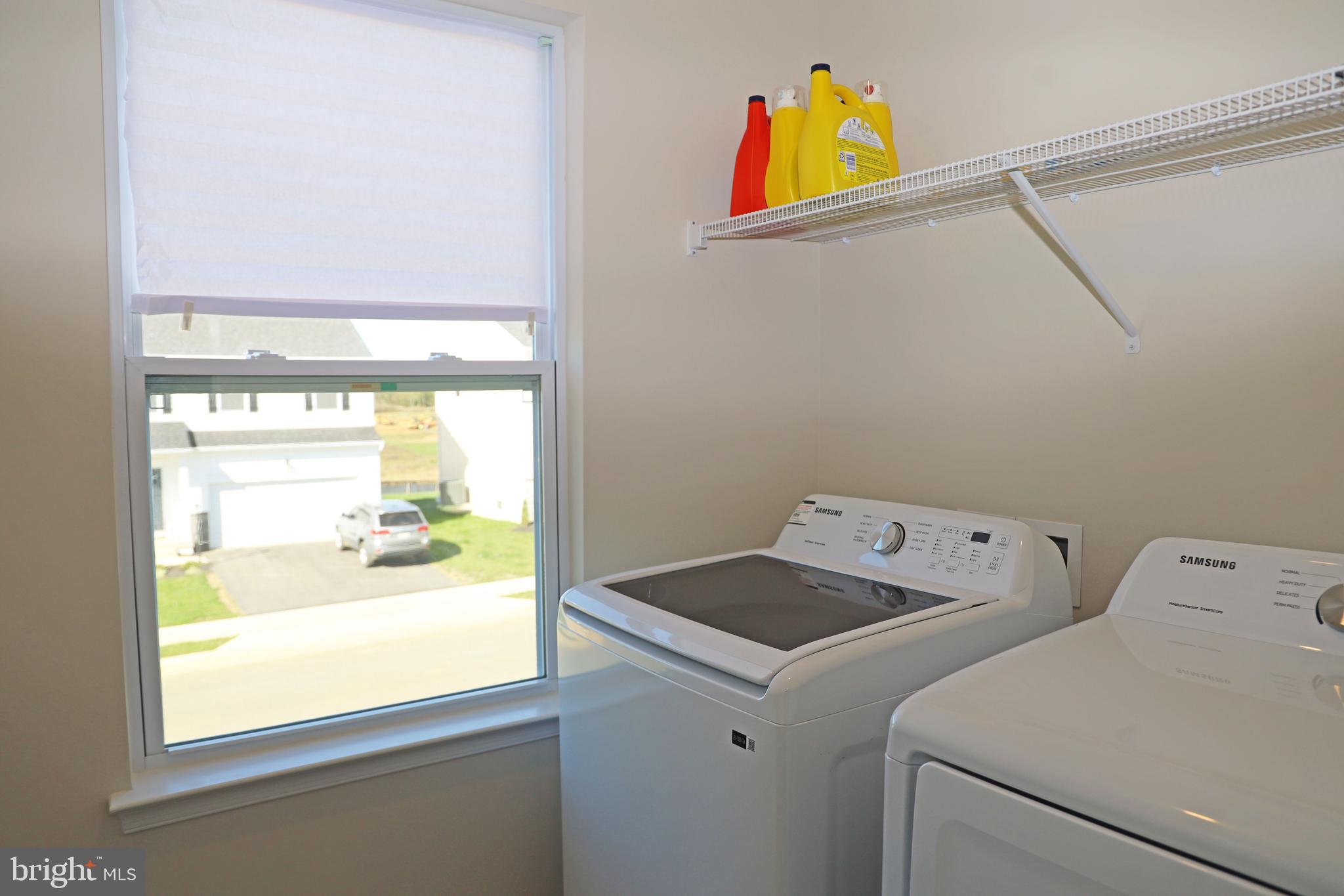 HUNTWELL WEST - Residential