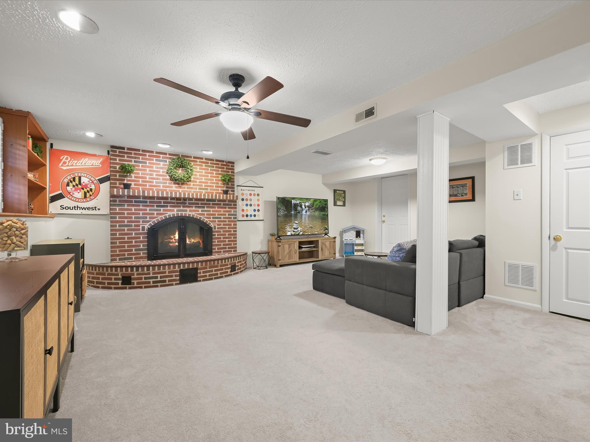 5509 FOX TAIL LANE