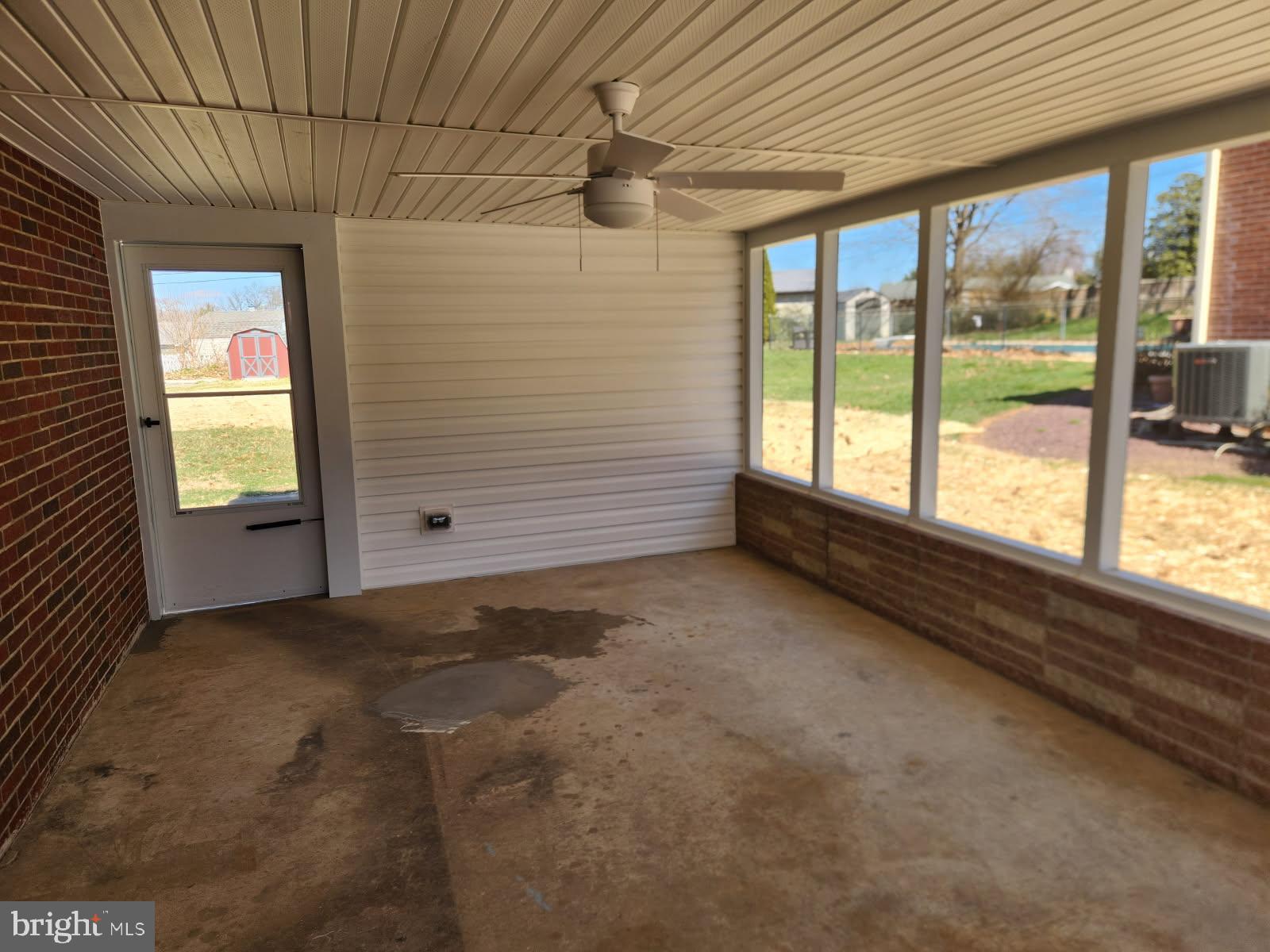 TAMMANY MANOR - Residential