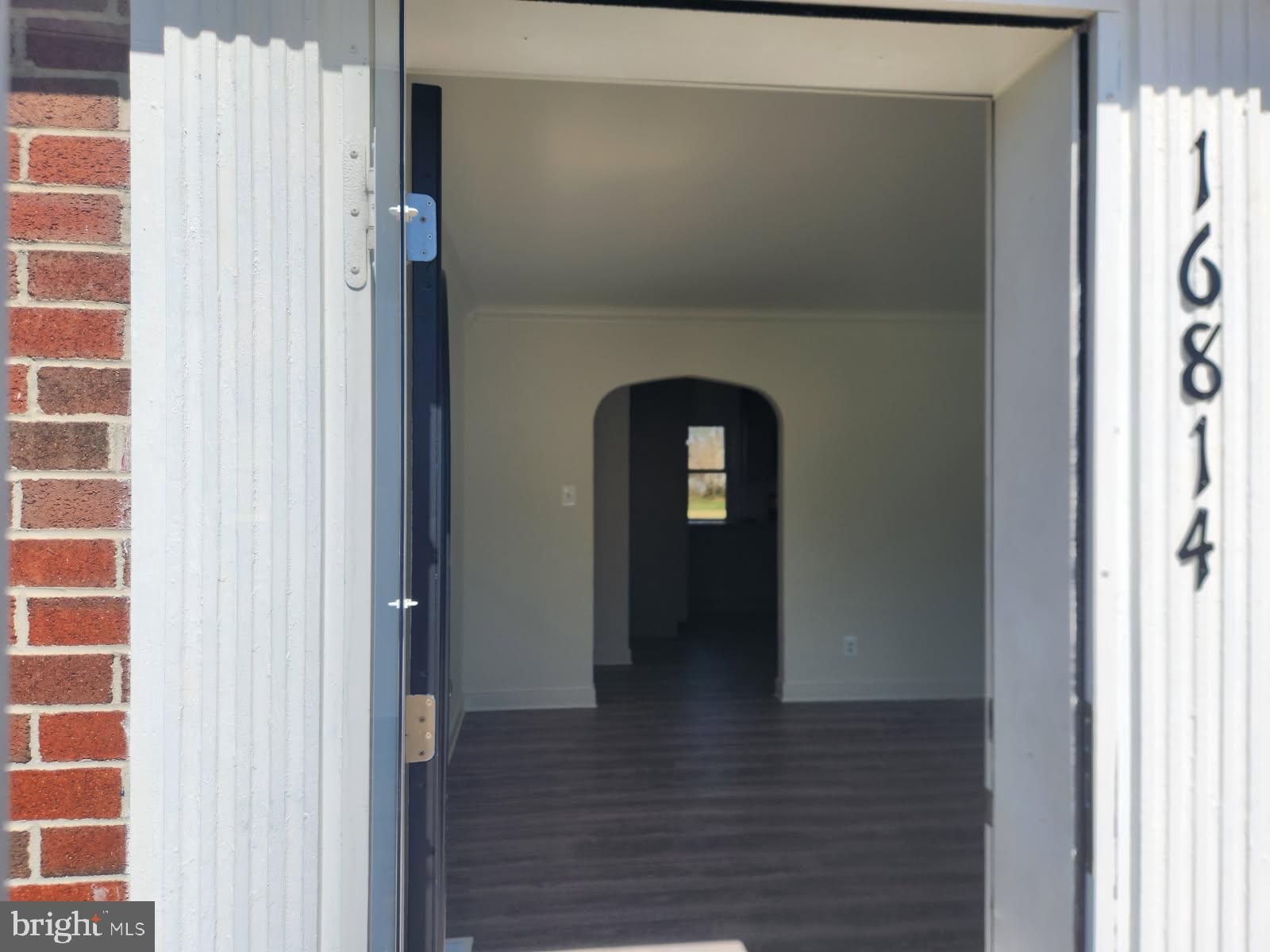 TAMMANY MANOR - Residential