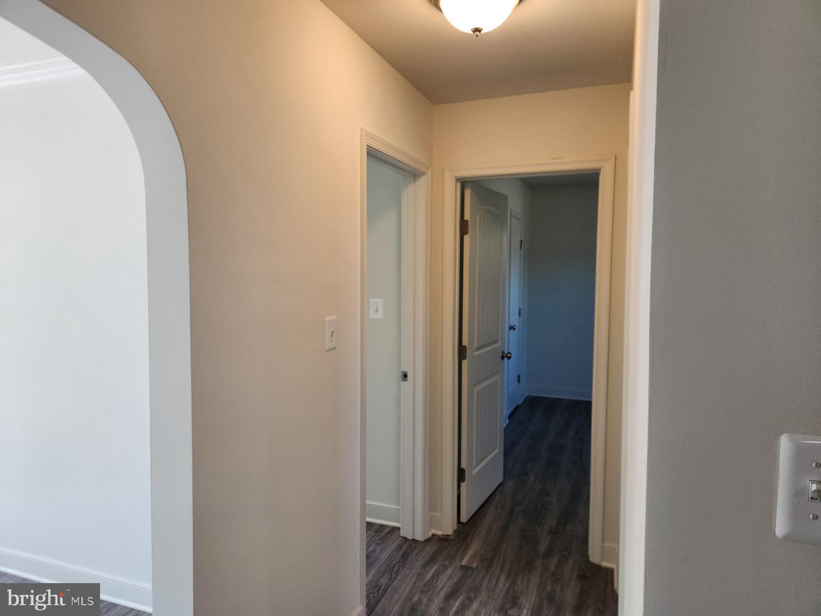 TAMMANY MANOR - Residential