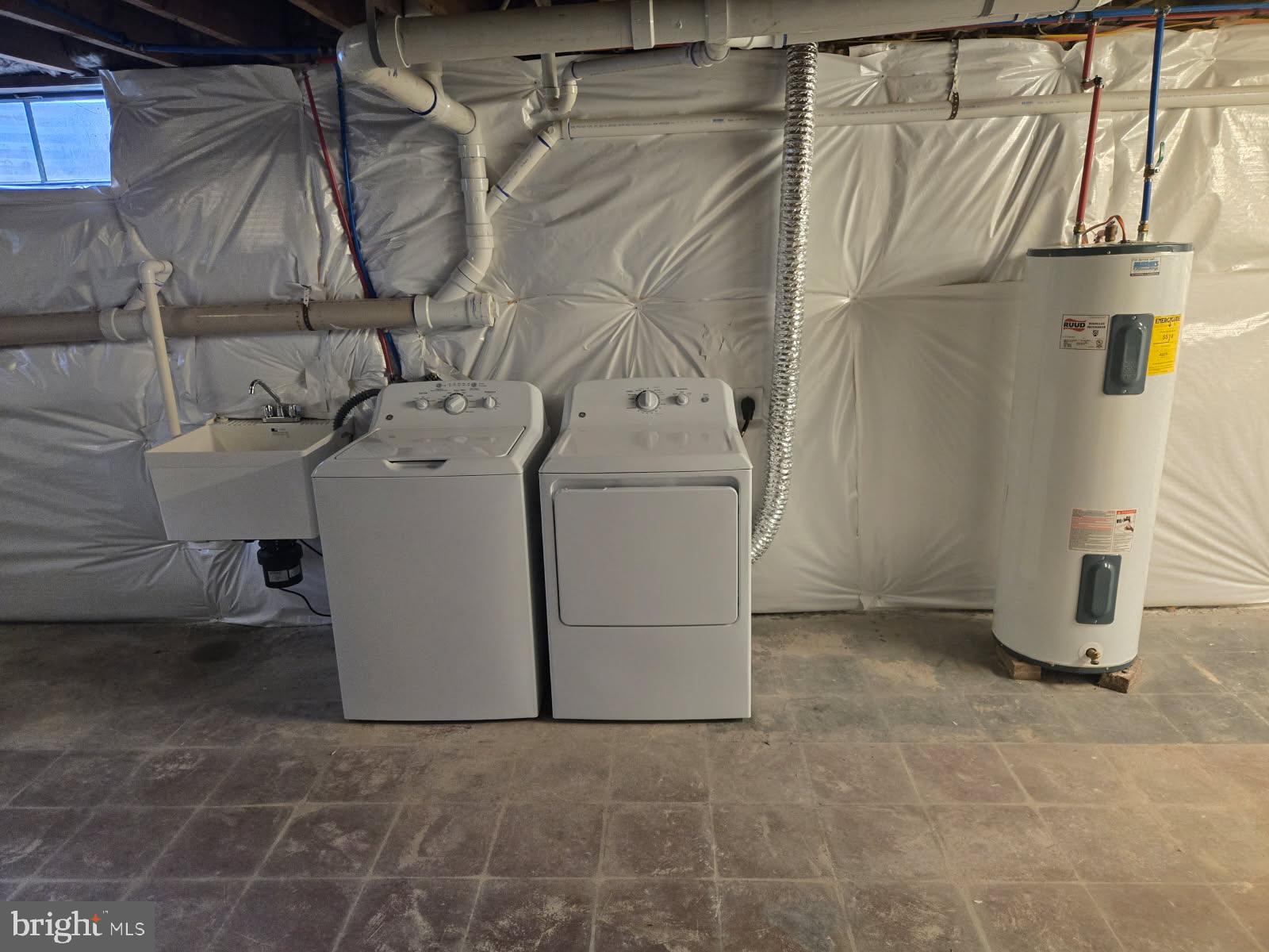 TAMMANY MANOR - Residential