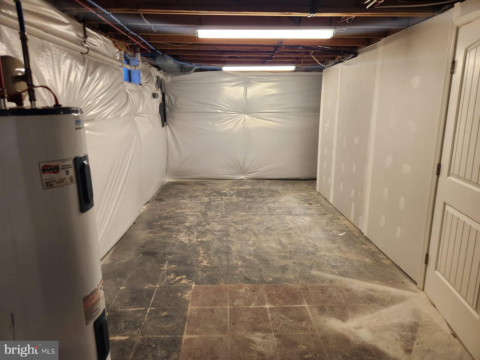 TAMMANY MANOR - Residential