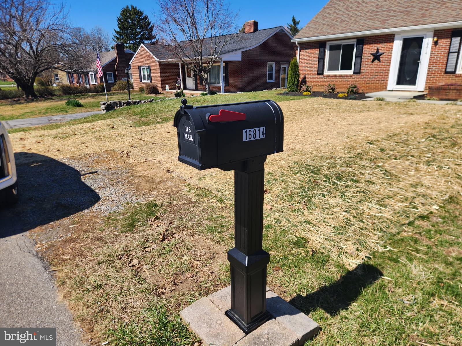 TAMMANY MANOR - Residential