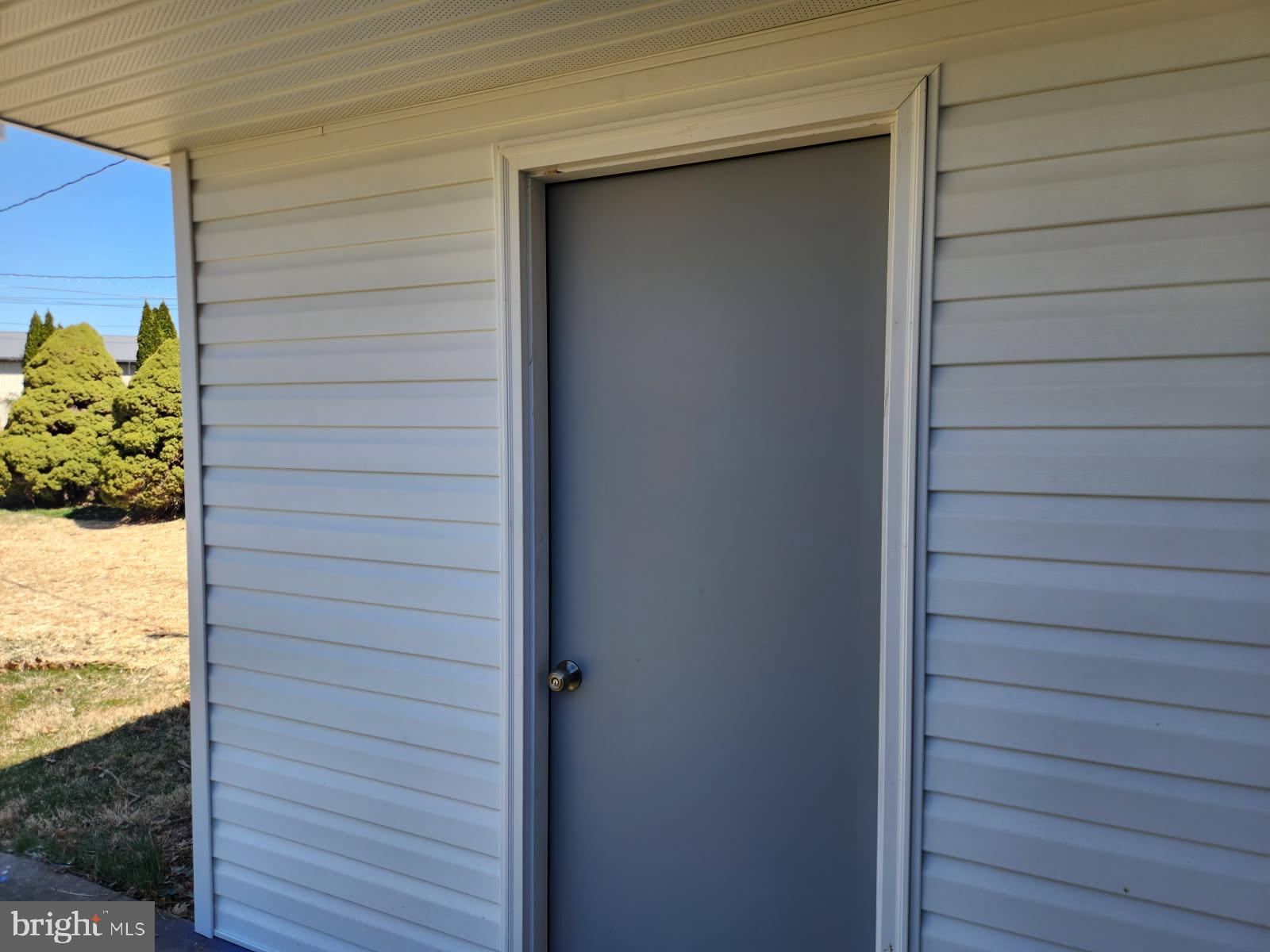 TAMMANY MANOR - Residential