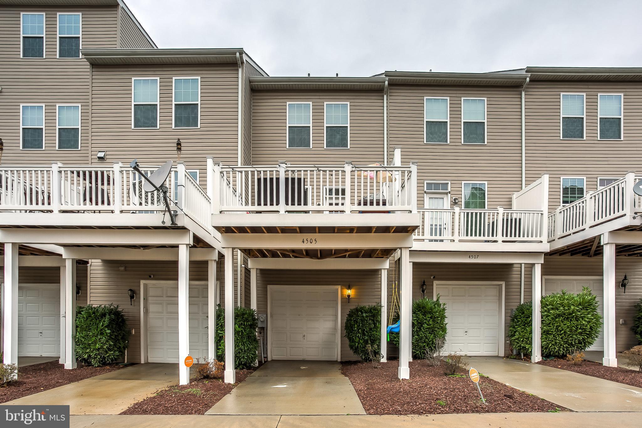 O'DONNELL SQUARE - Residential Lease