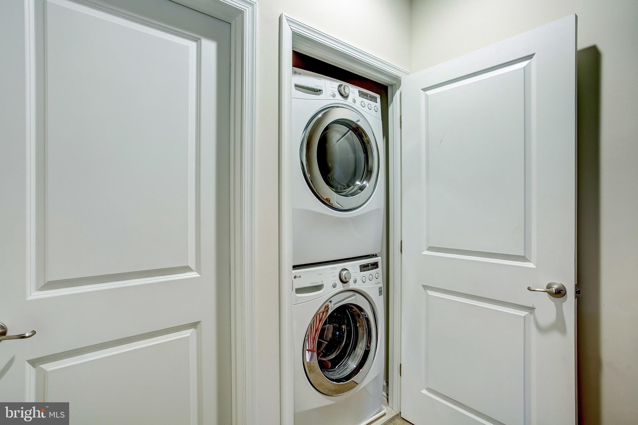 O'DONNELL SQUARE - Residential Lease