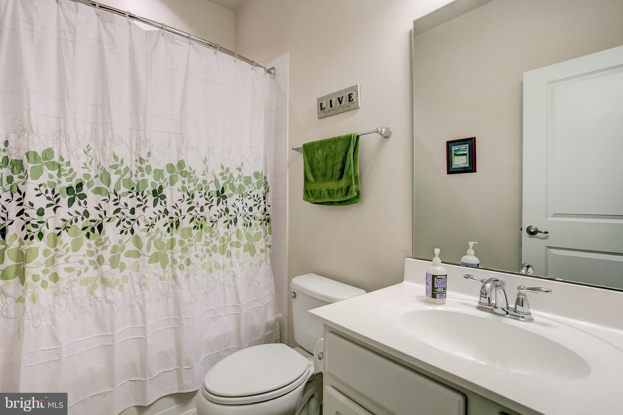 O'DONNELL SQUARE - Residential Lease