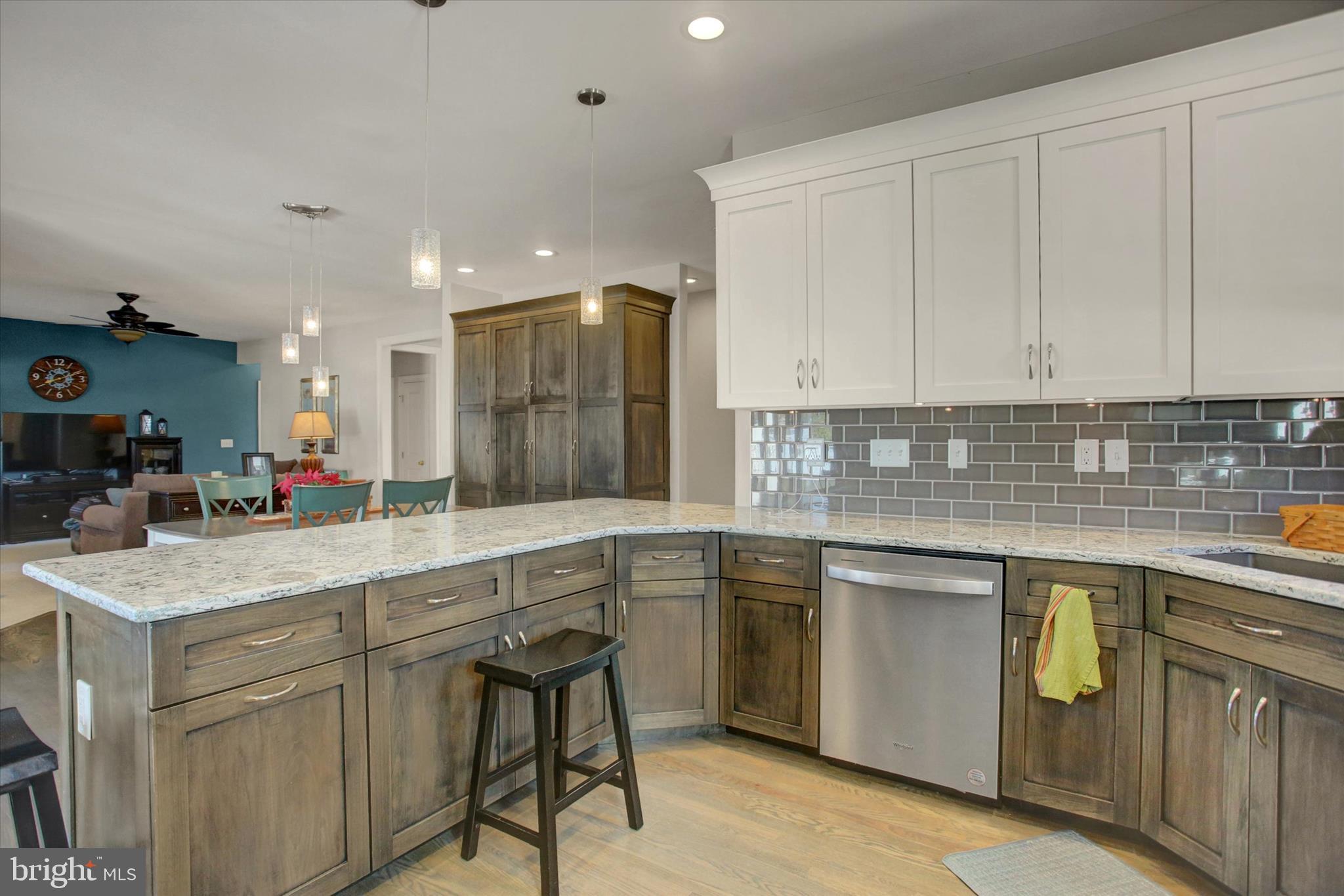 MEADOWBROOK FARMS - Residential