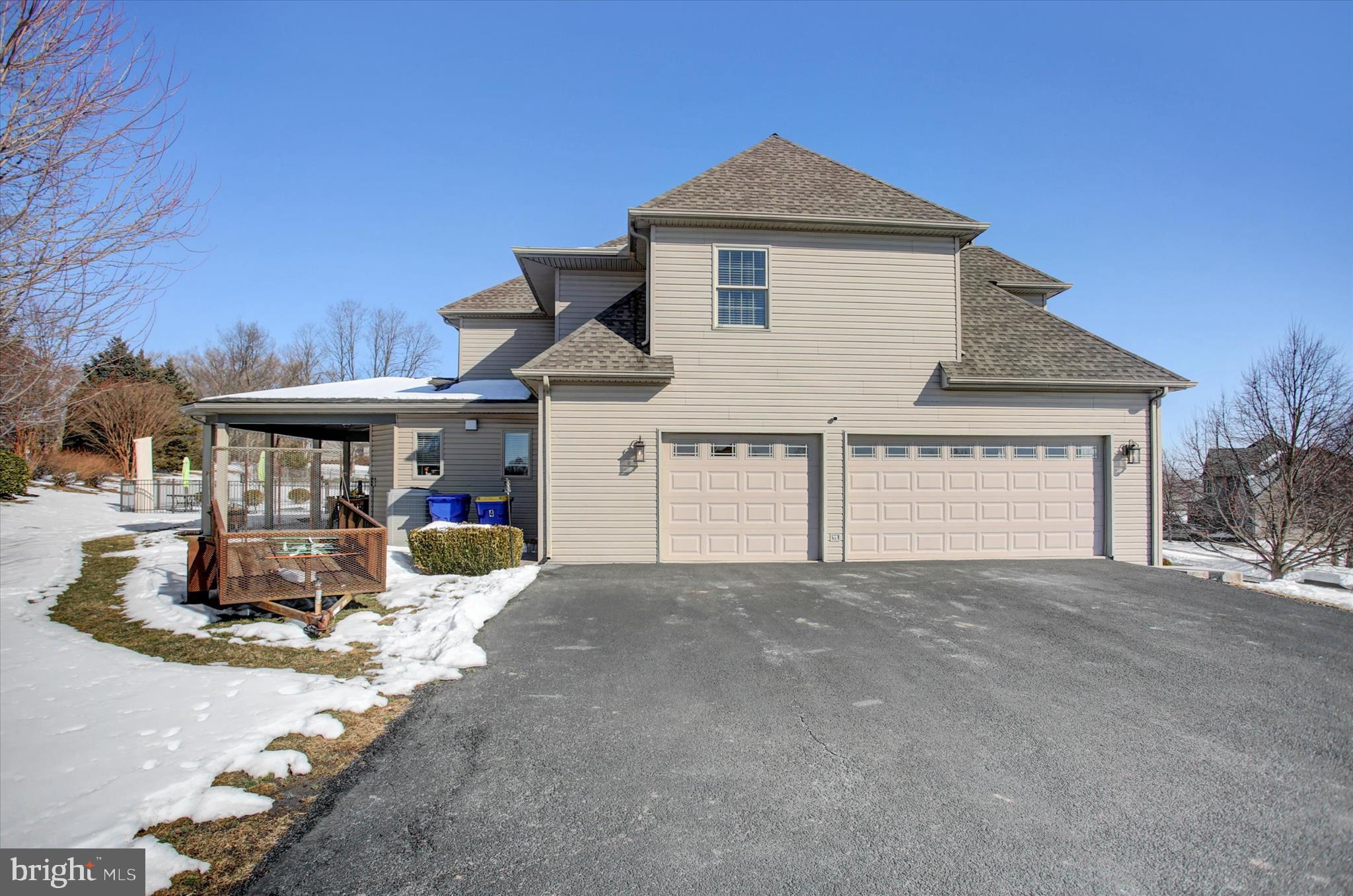 MEADOWBROOK FARMS - Residential