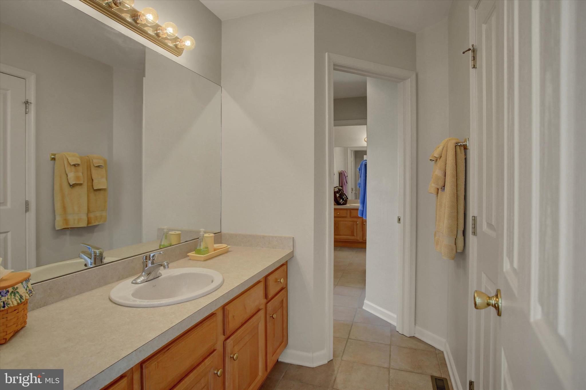 MEADOWBROOK FARMS - Residential