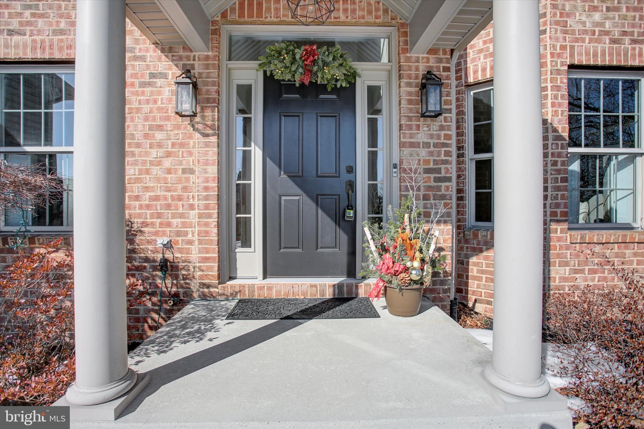 MEADOWBROOK FARMS - Residential