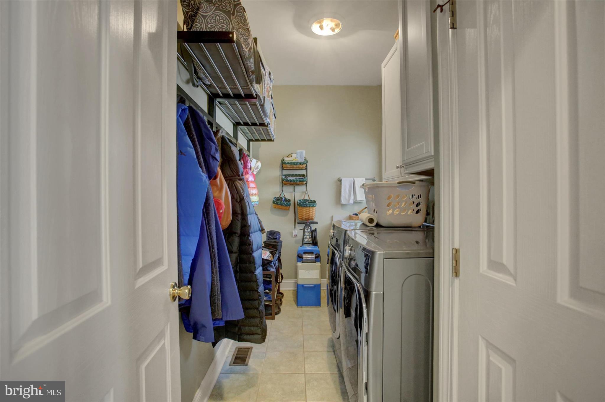 MEADOWBROOK FARMS - Residential