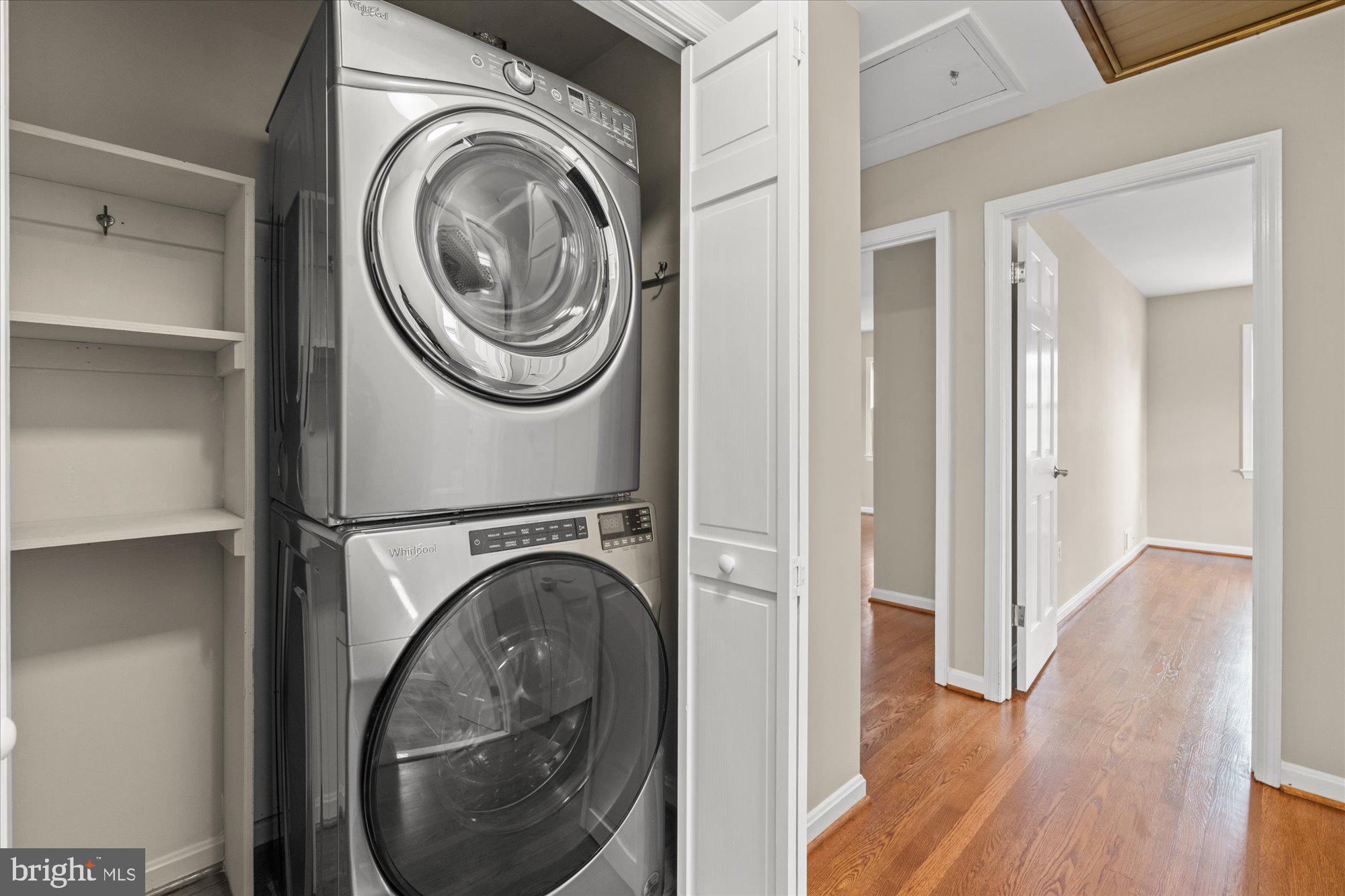 WAYNEWOOD - Residential