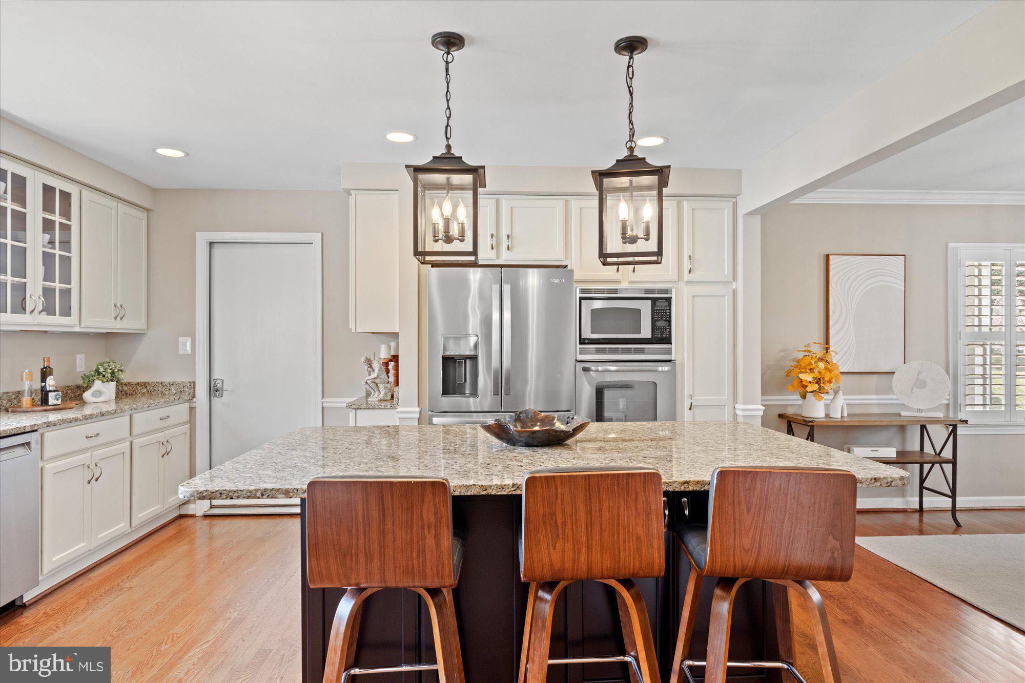 WAYNEWOOD - Residential