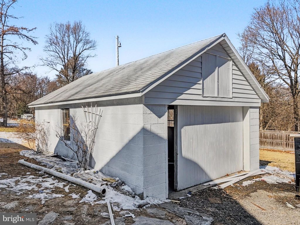 Photo of 229 Hill St, MOUNT HOLLY SPRINGS, PA 17065 (MLS # PACB2051048)