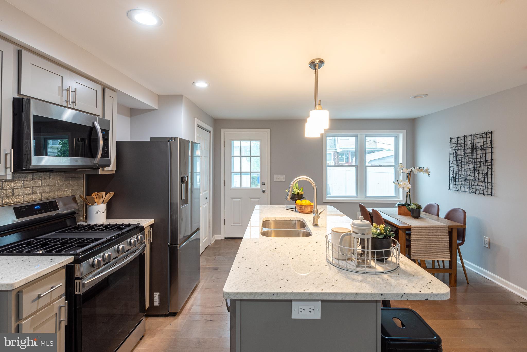 LAKELAND - Residential