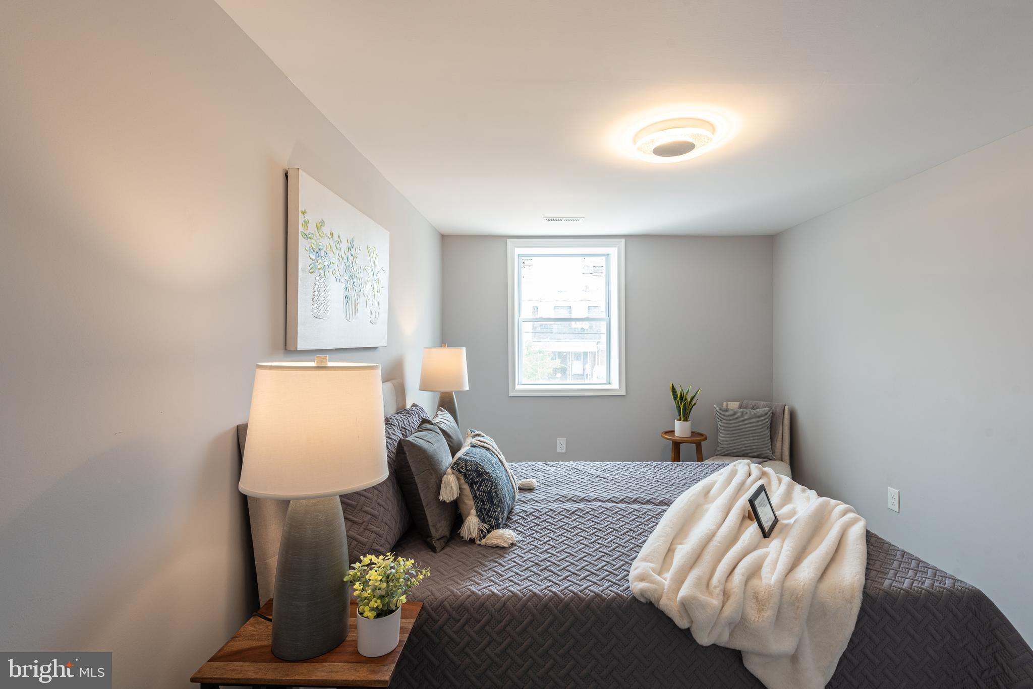 LAKELAND - Residential