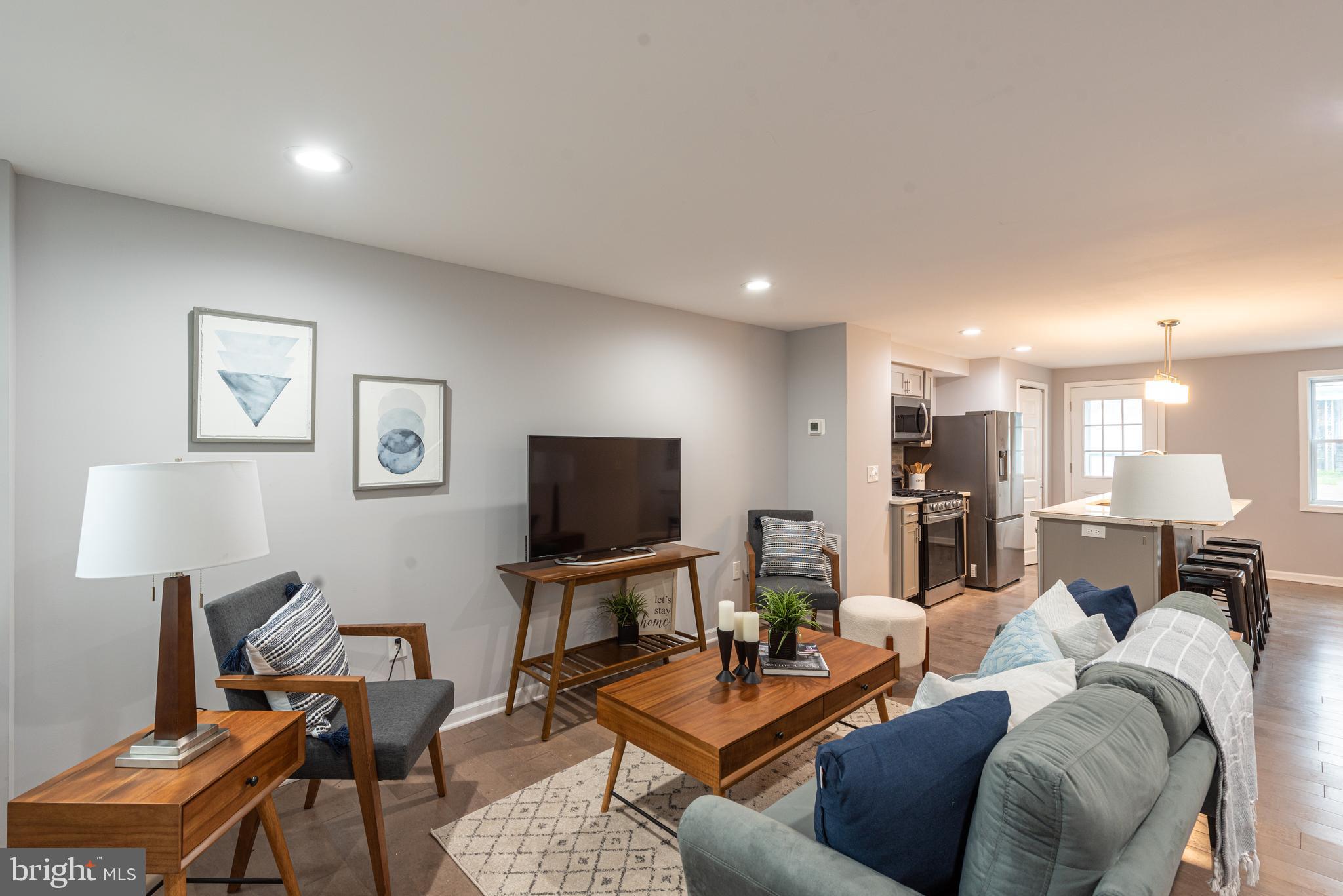 LAKELAND - Residential