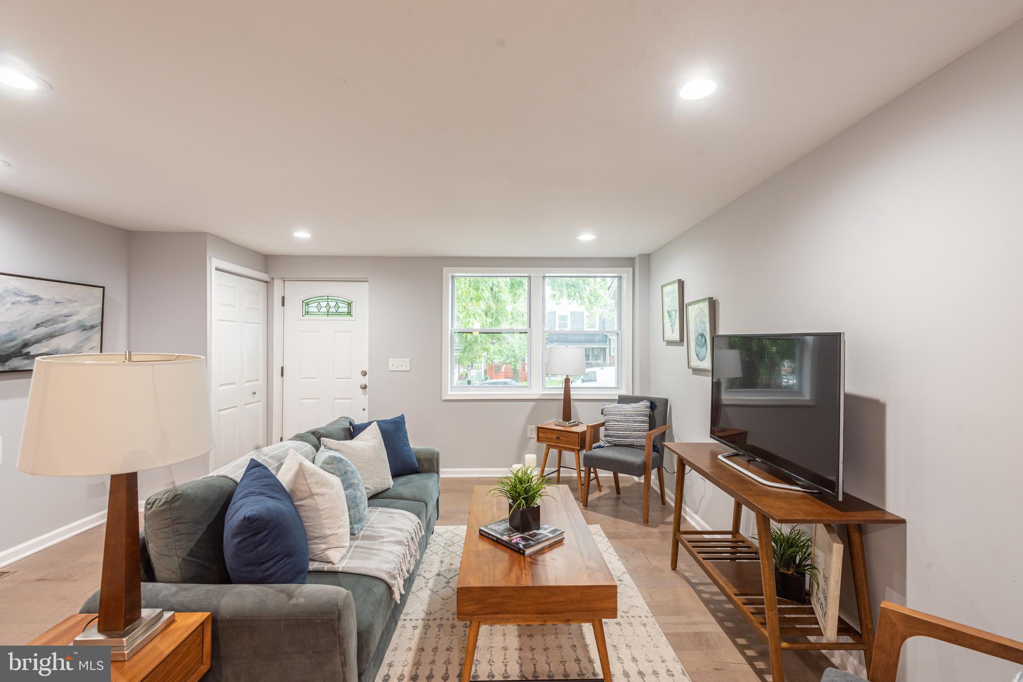 LAKELAND - Residential