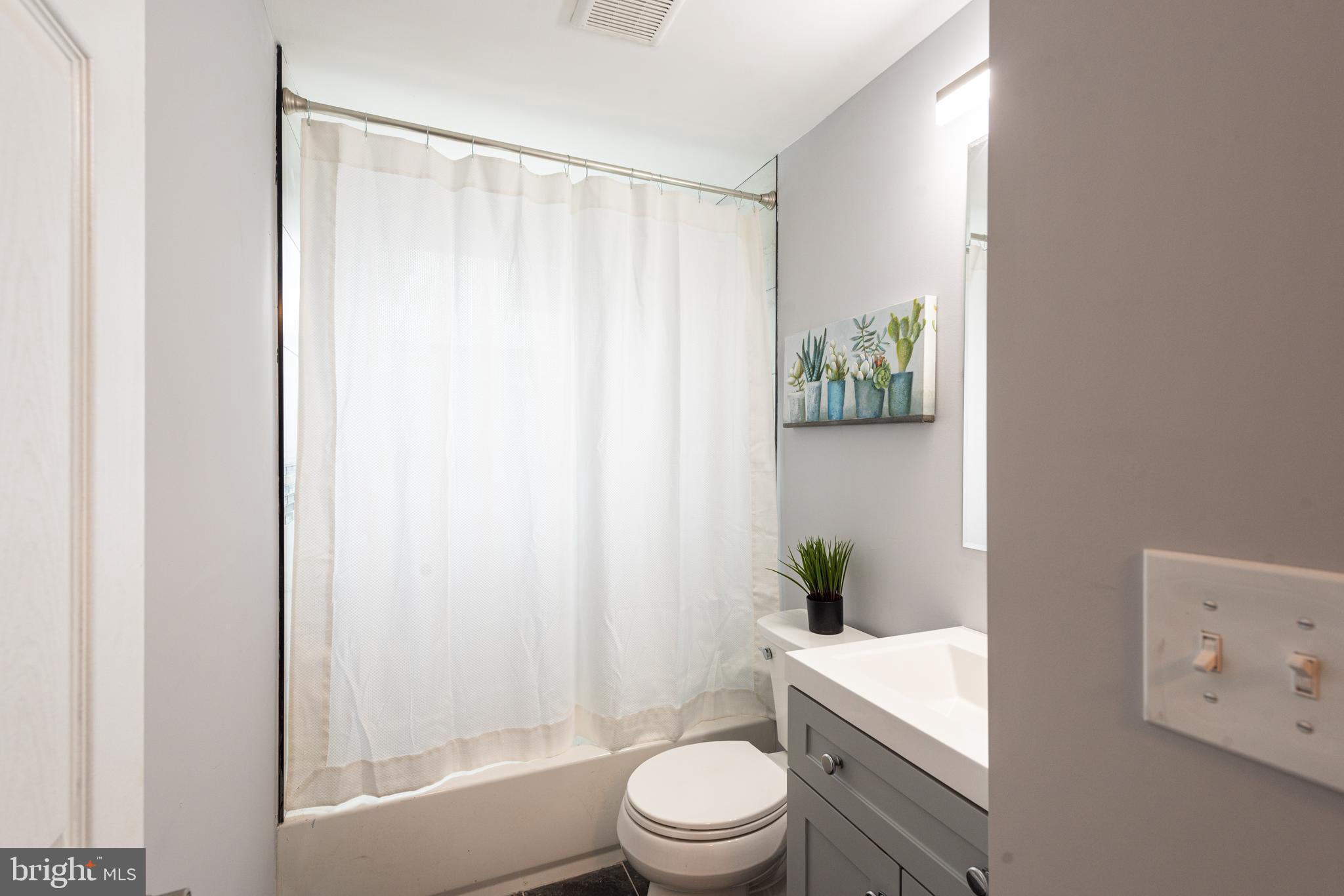 LAKELAND - Residential