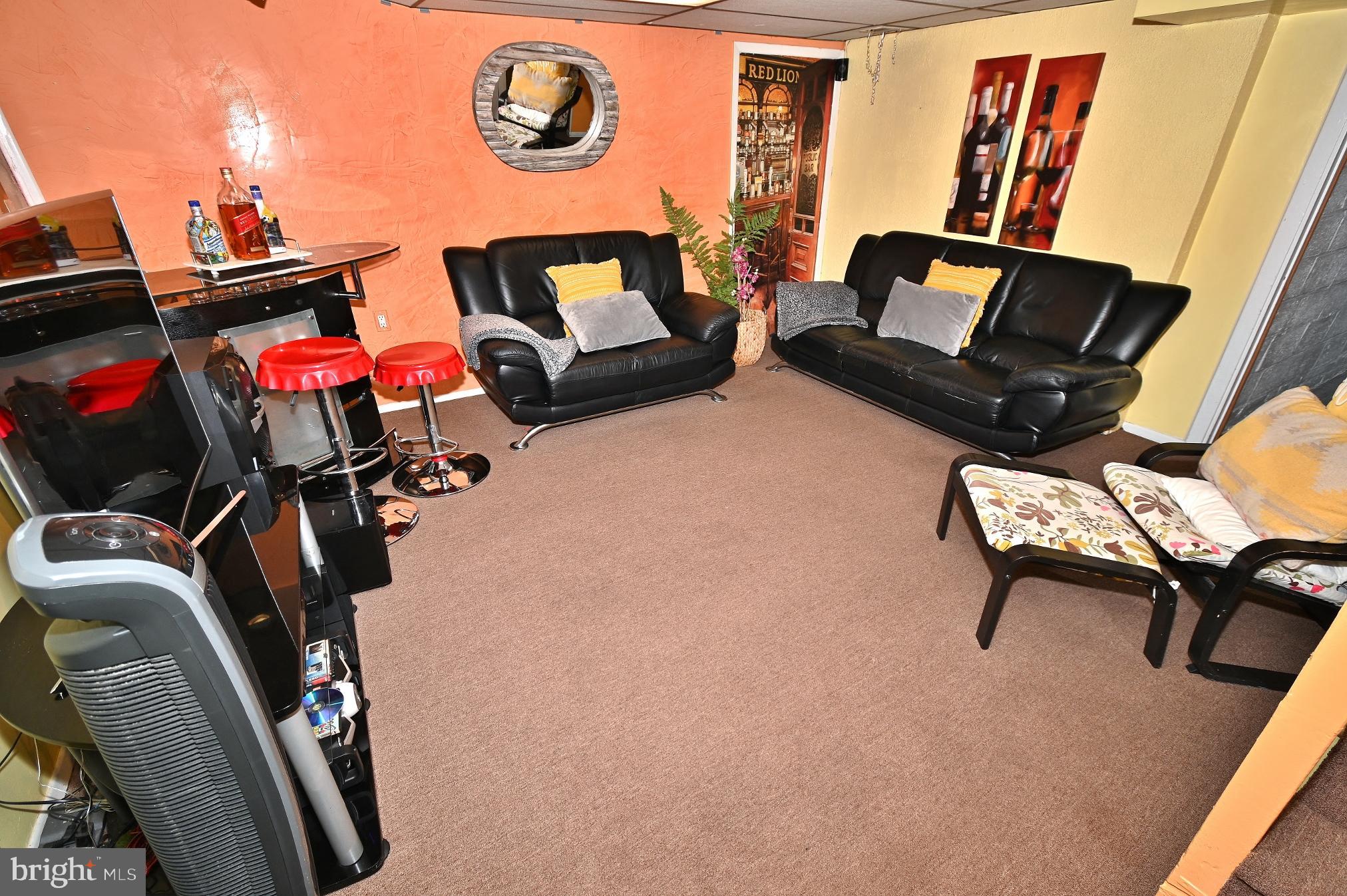 MAYFAIR (WEST) - Residential