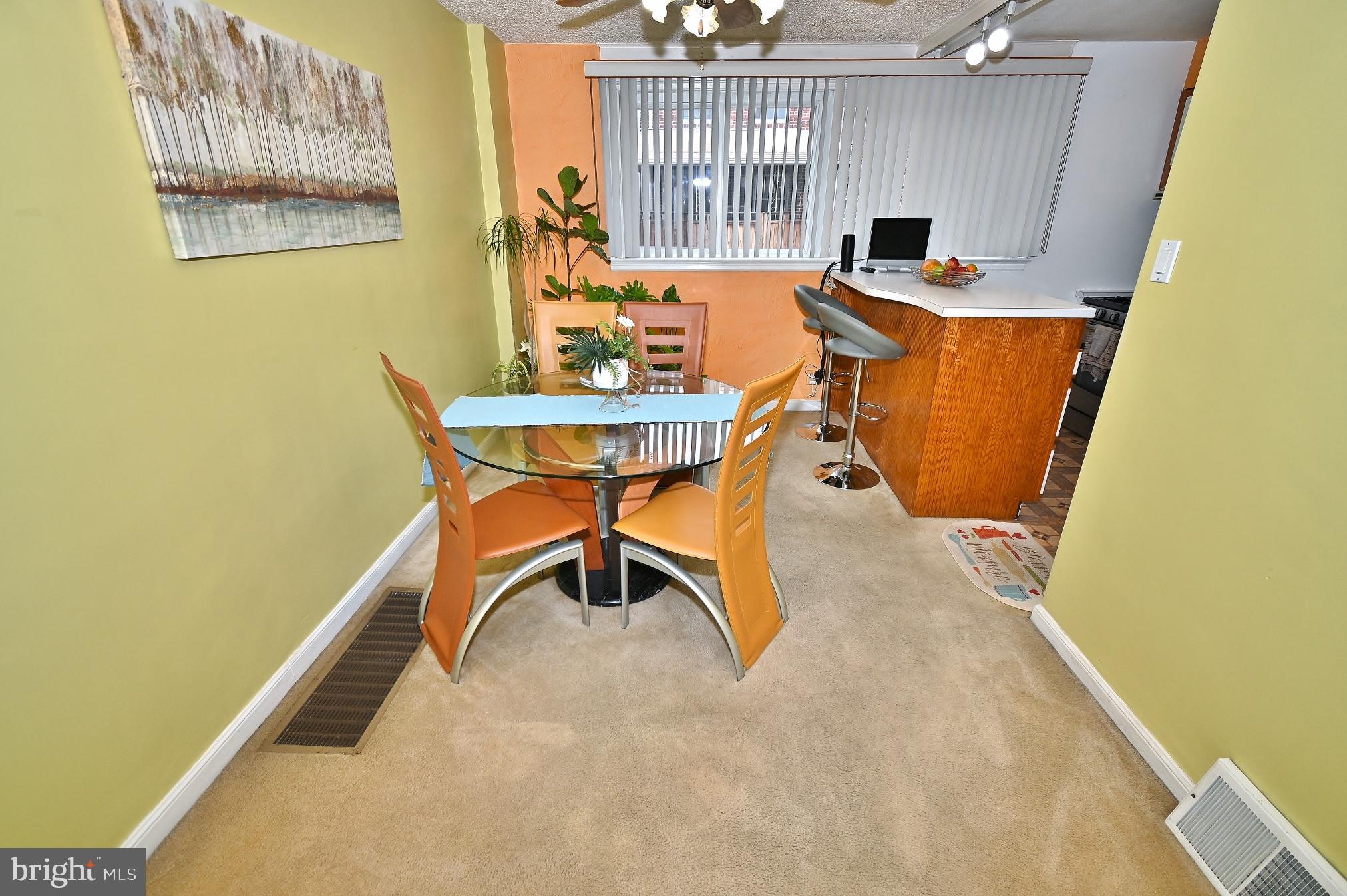 MAYFAIR (WEST) - Residential