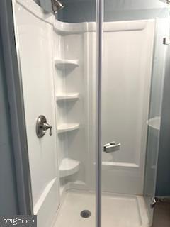 STONEY BEACH - Residential