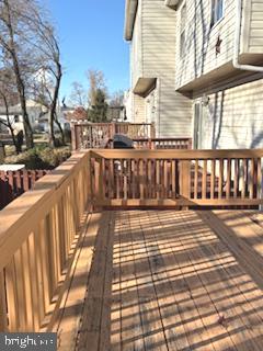 STONEY BEACH - Residential