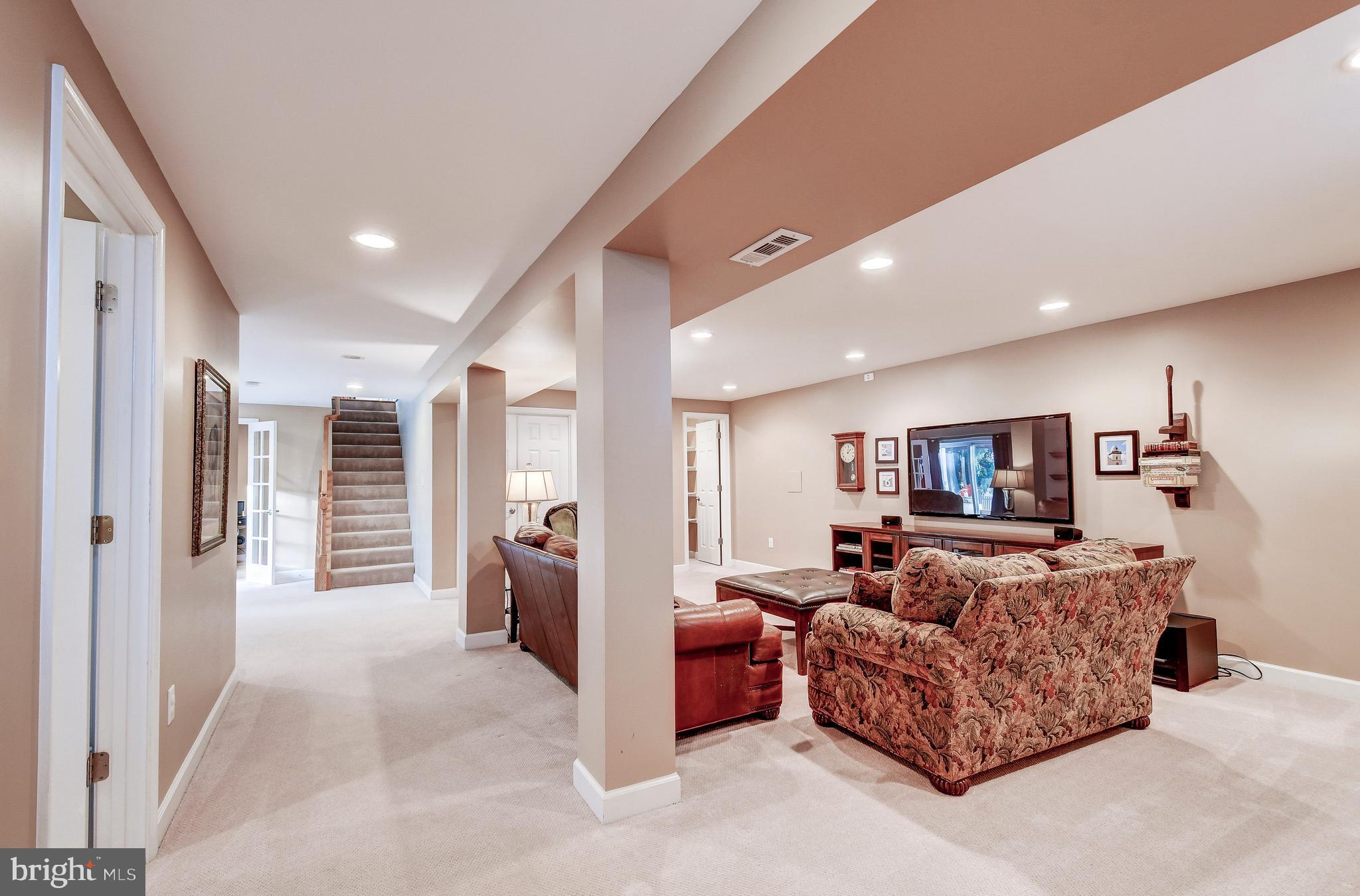 VALLEY MEADE - Residential