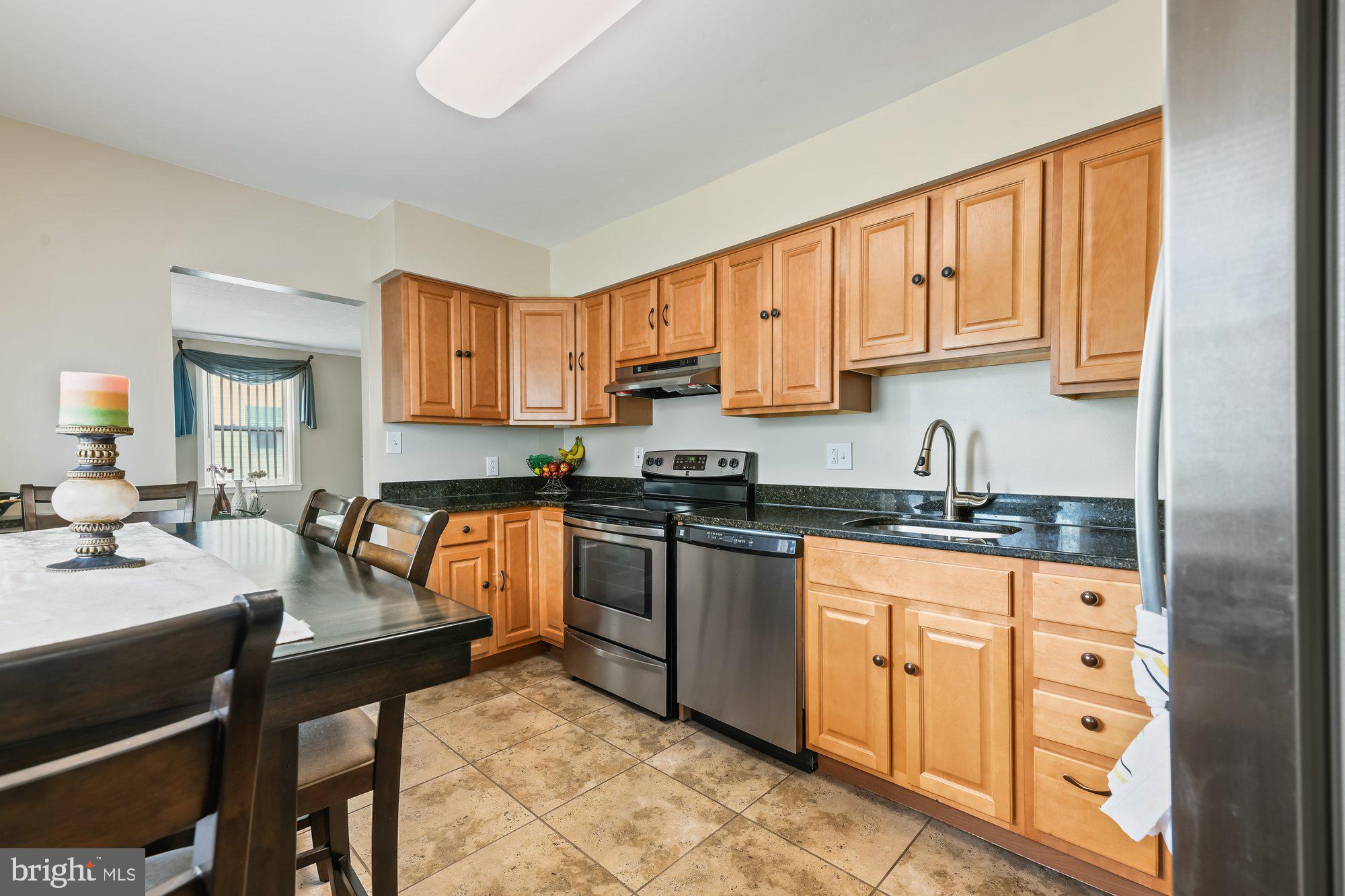 MARLYN MANOR - Residential